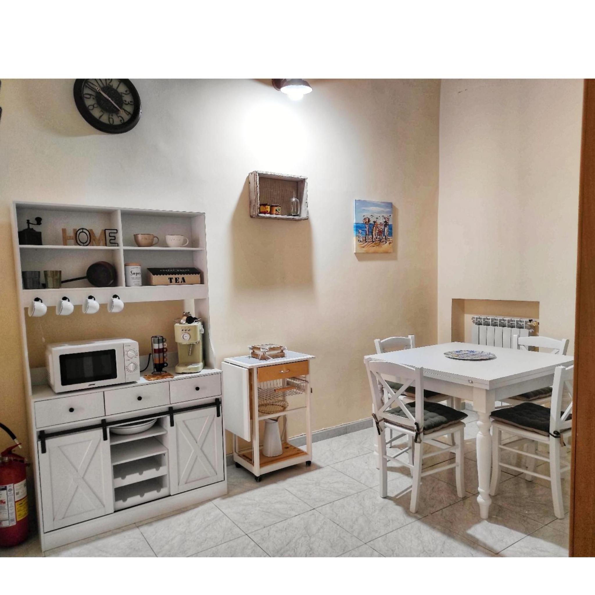 Ospite al centro view 4