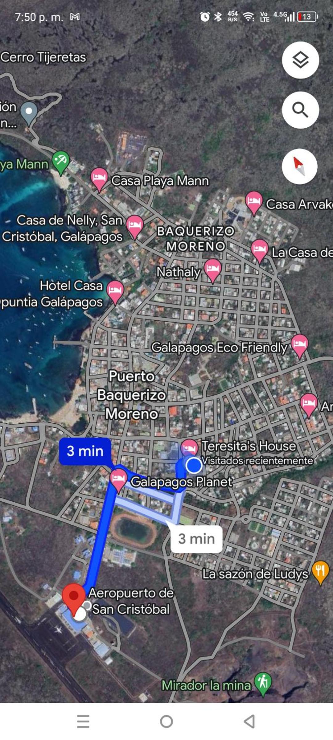 Teresita's House Suites con cocina privada , ideal para parejas, AC, wifi agua caliente, cerca del aeropuerto, a pocos pasos del malecón San Cristóbal