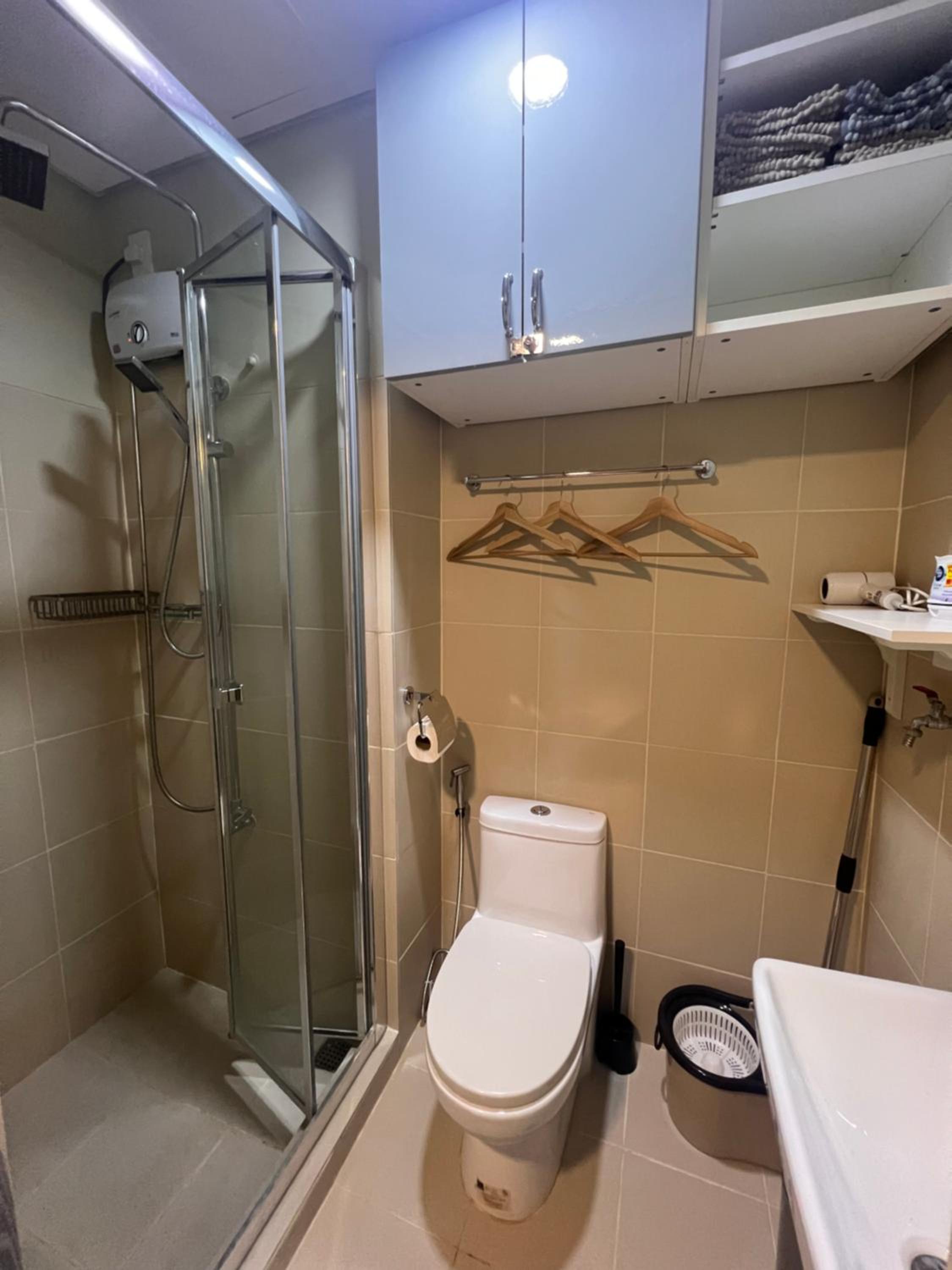 Stylish 1 Bedroom with Balcony Fame Residences Ps4 Wifi Netflix Amazon Disney view 5