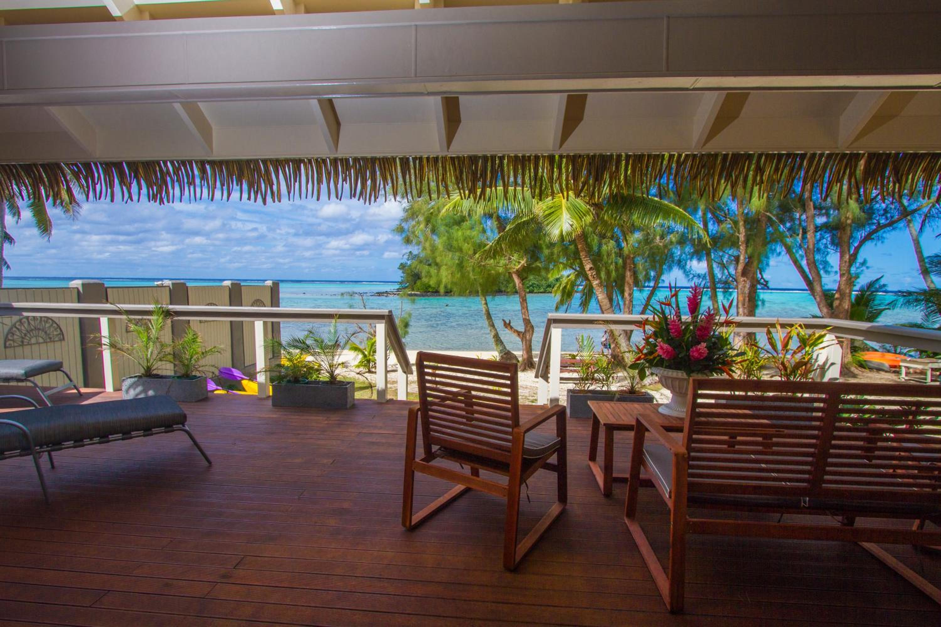Cook Islands Holiday Villas - Muri Lagoon Beachfront