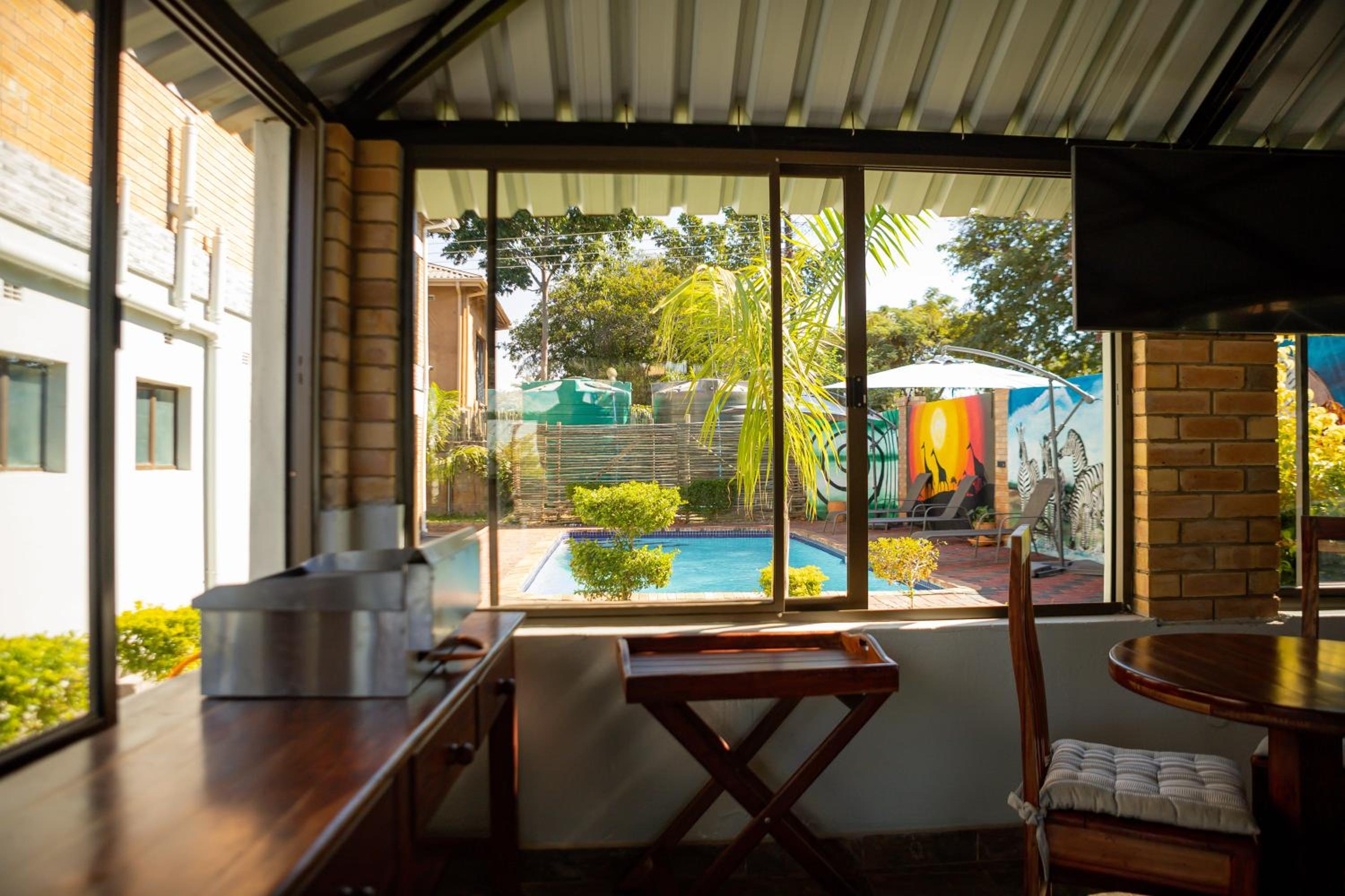Amakhosi Hotel
