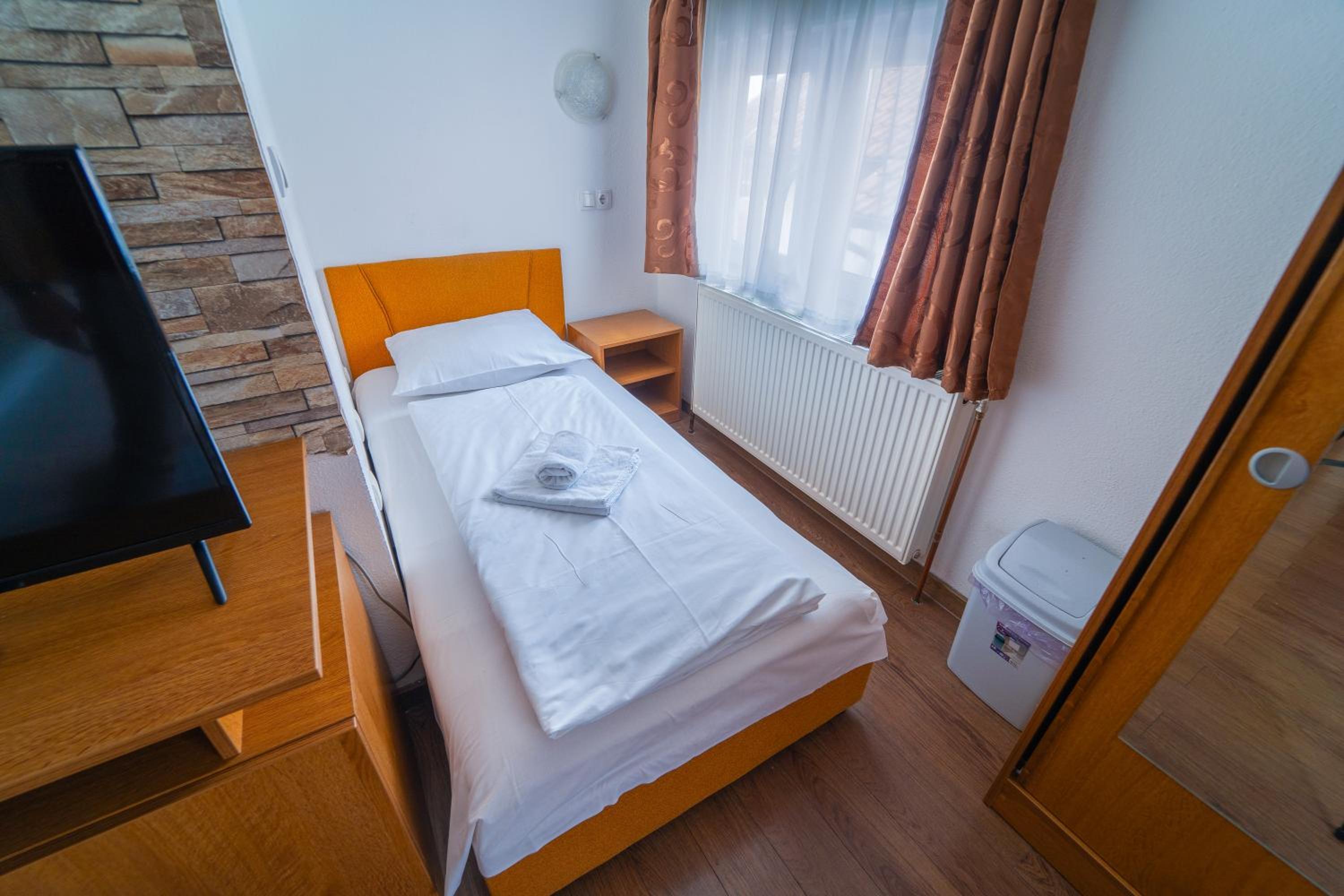 Guest House Babilon