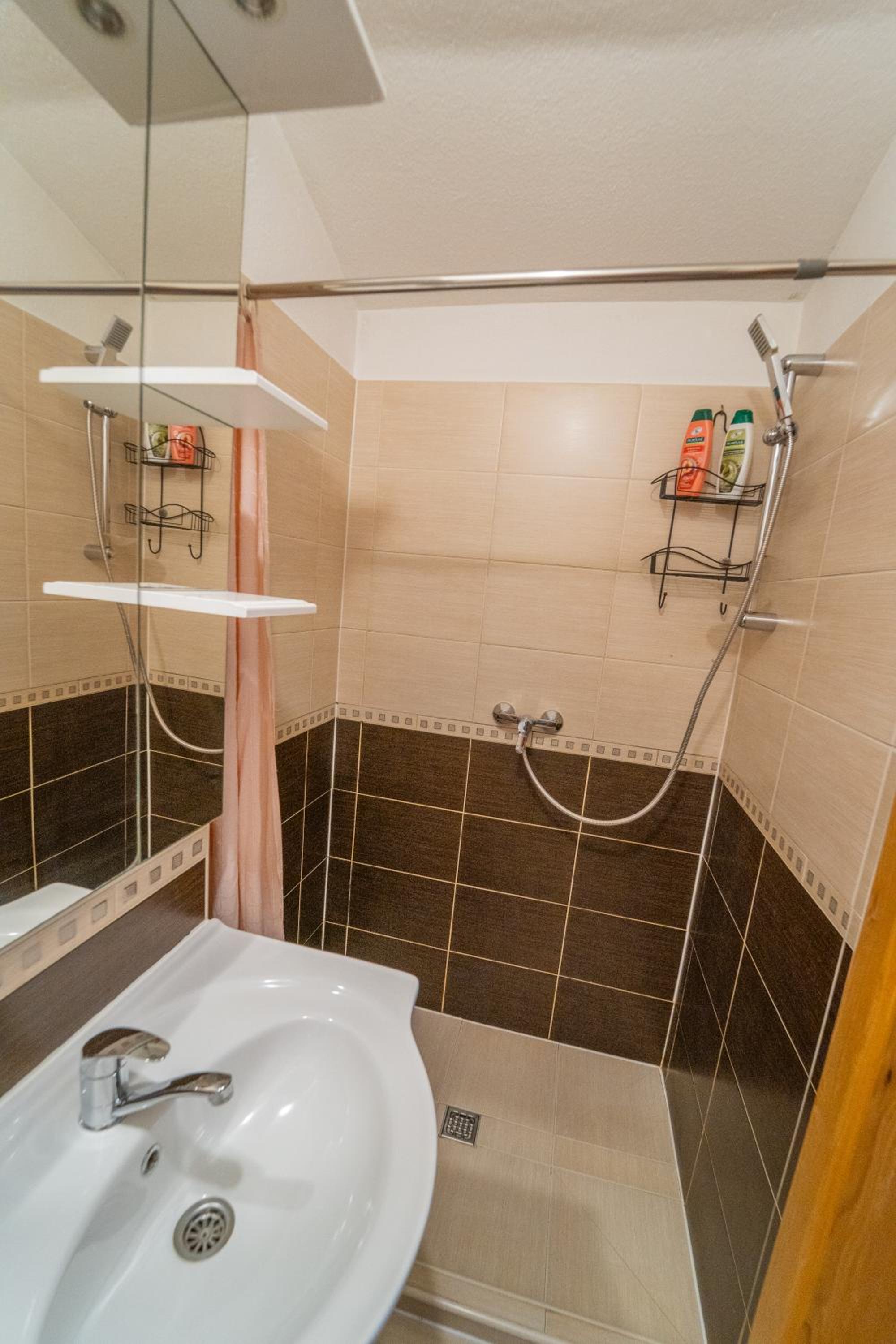 Guest House Babilon