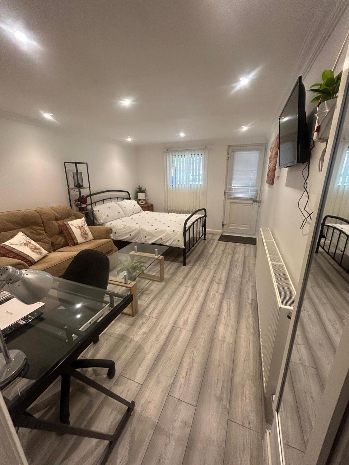 Adorable 1-bedroom entire place with free parking view 2