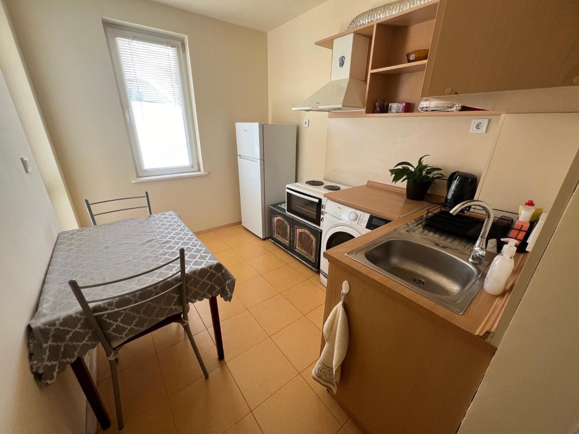 Breeze Reunion Apartment