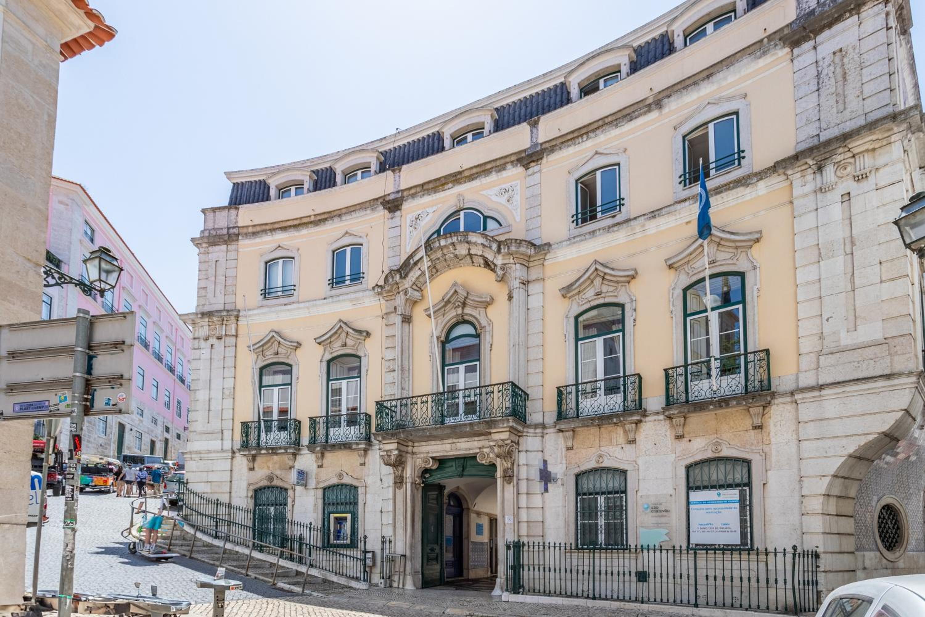 Gralhas Suites