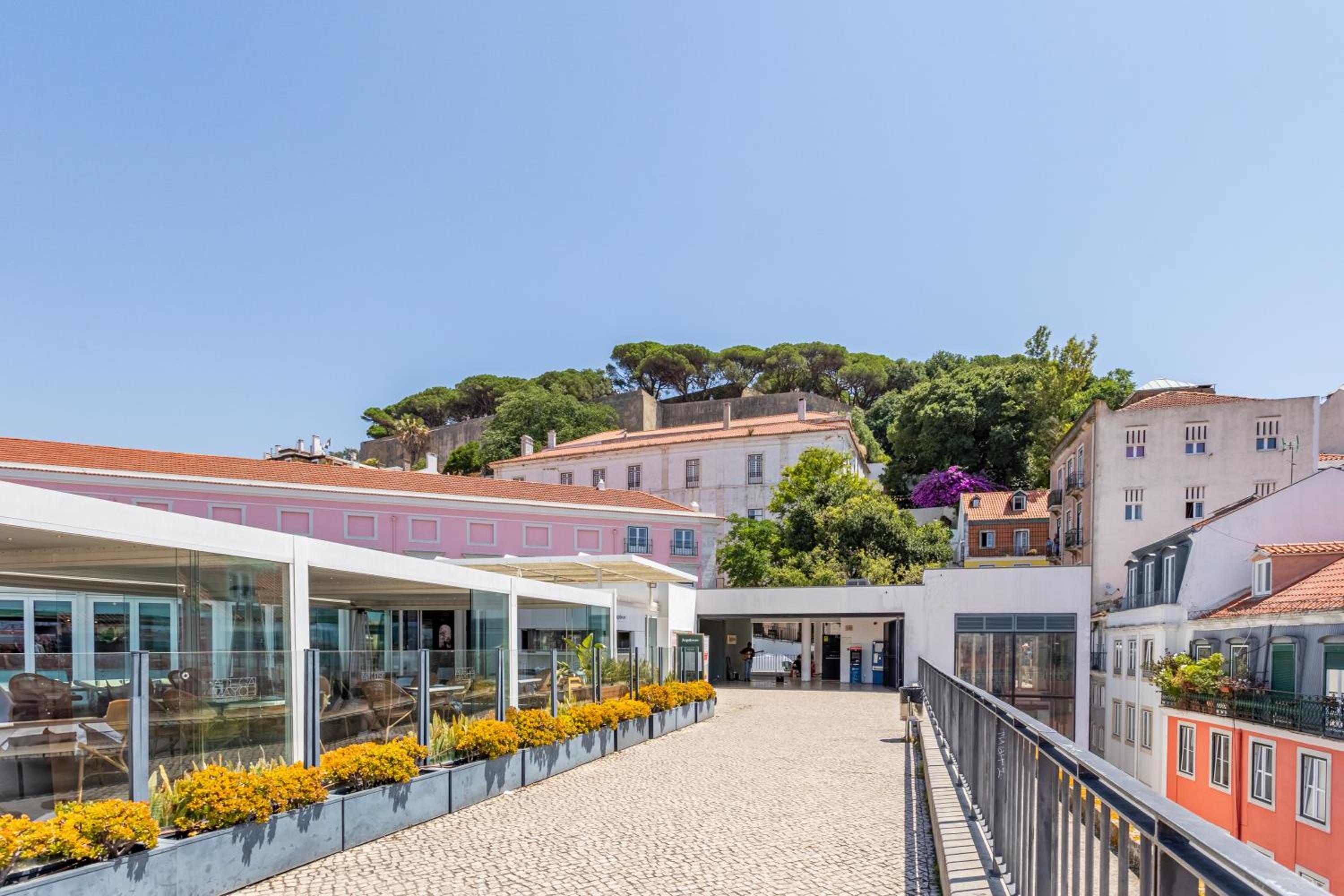 Gralhas Suites
