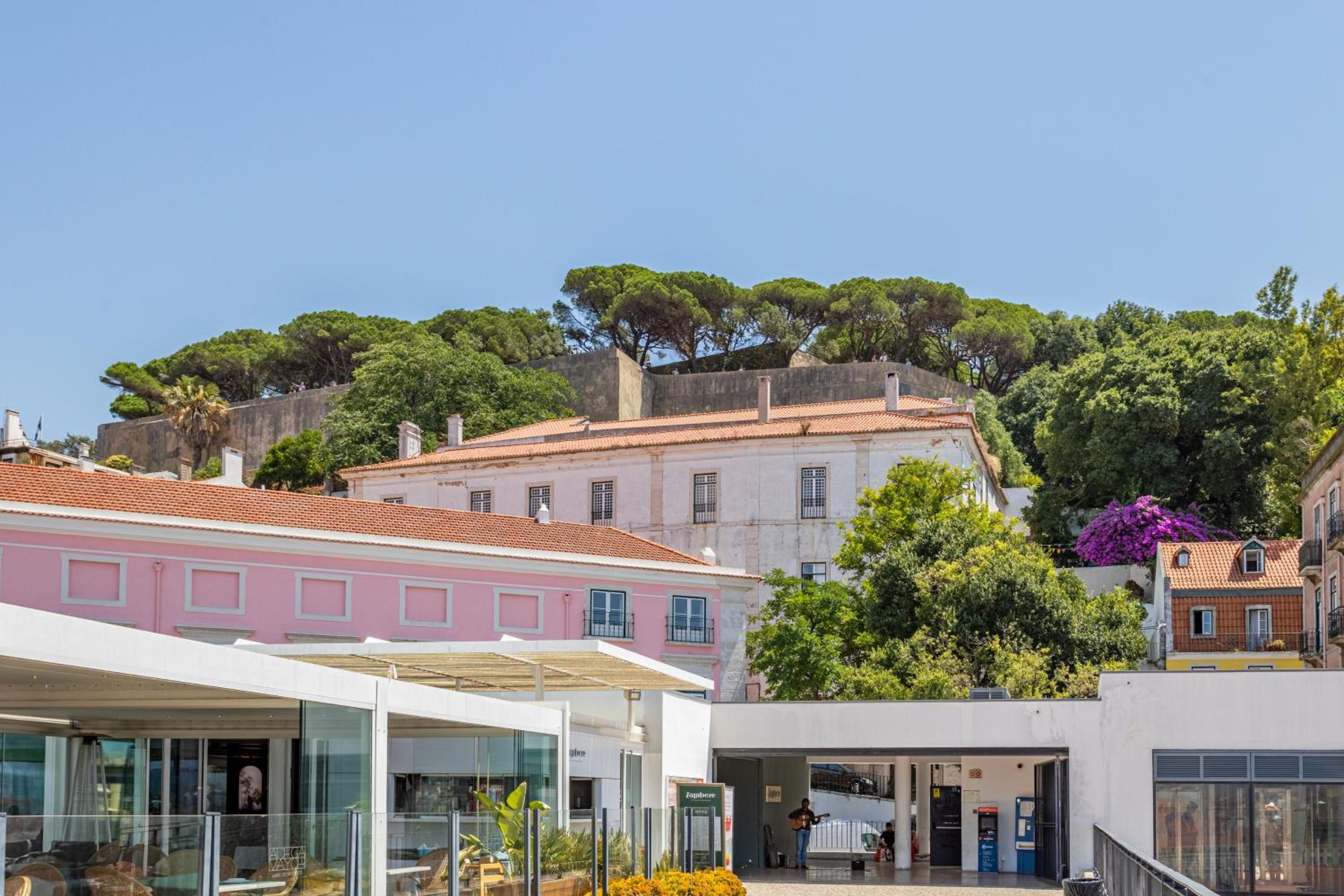 Gralhas Suites
