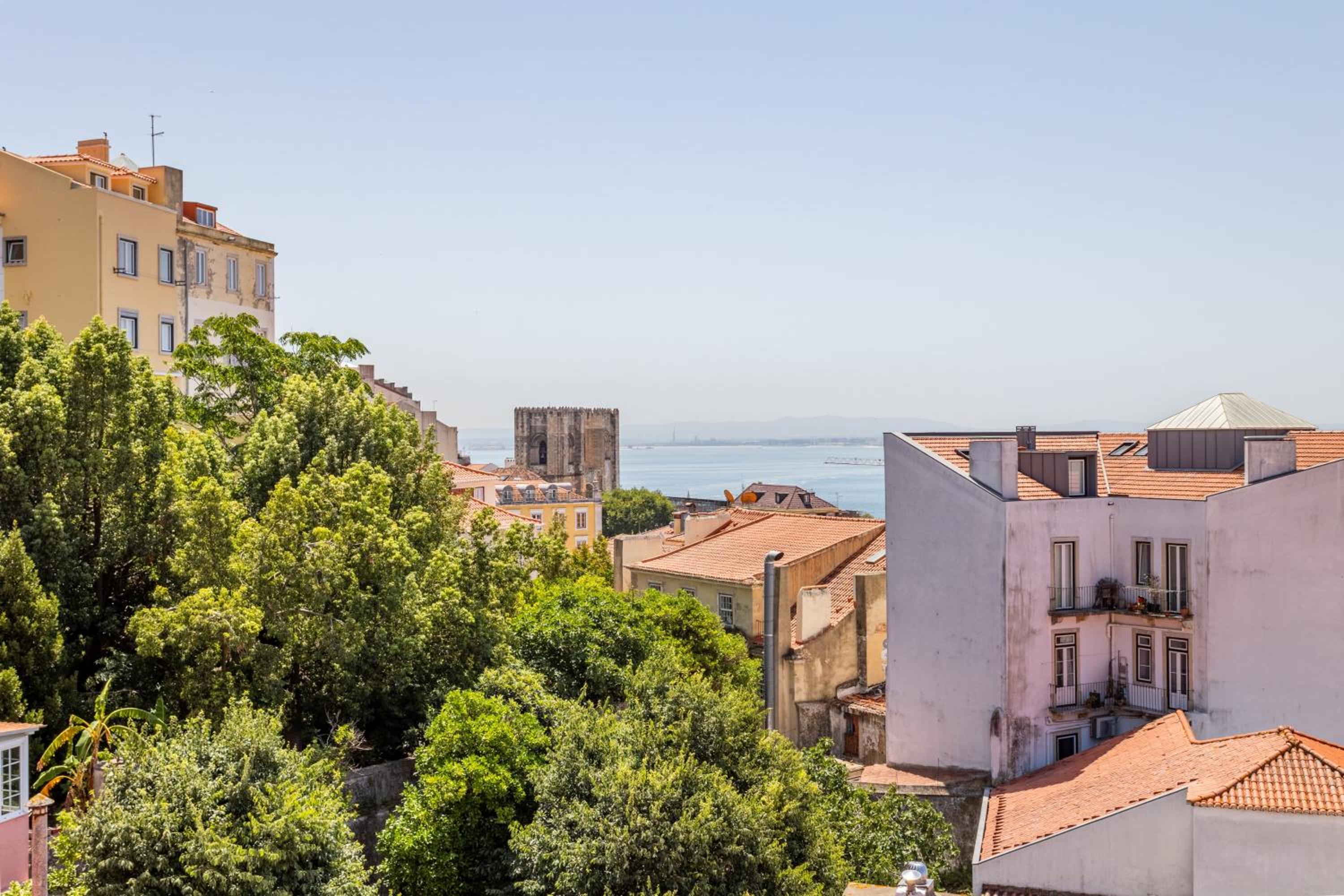 Gralhas Suites