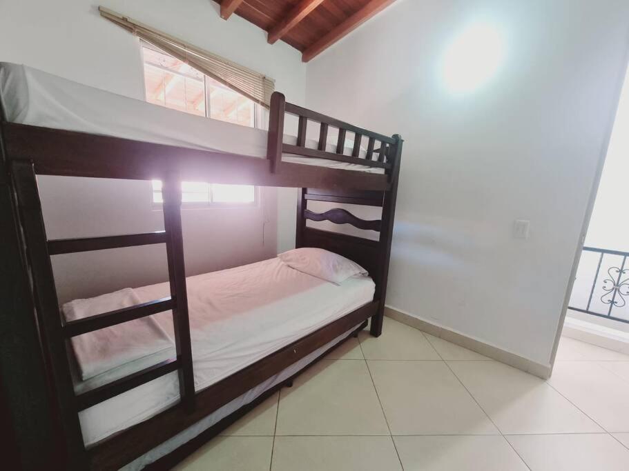 Agradable casa en Rionegro - a 17 min del AEROPUERTO