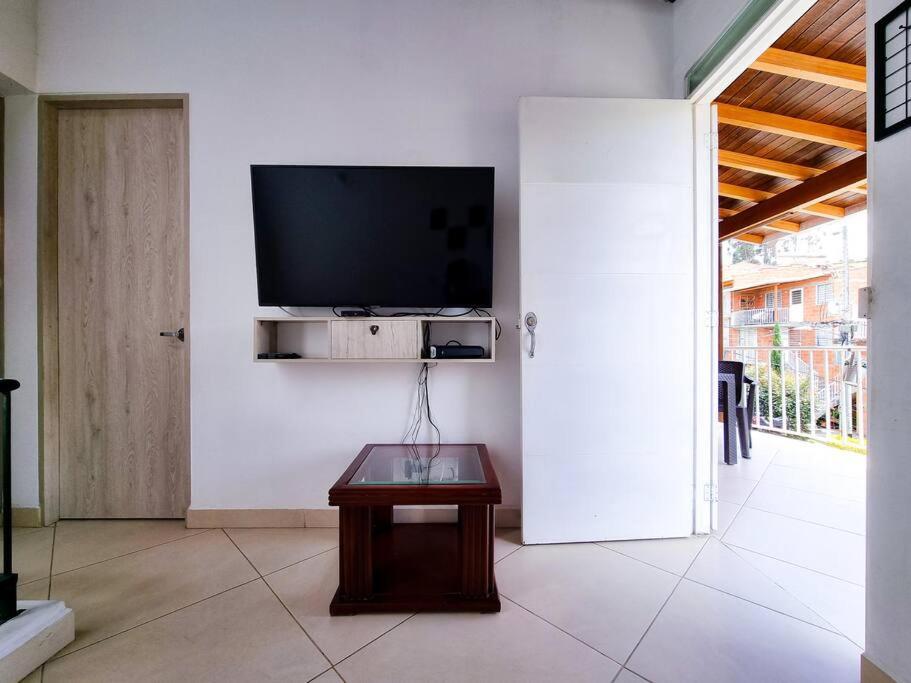 Agradable casa en Rionegro - a 17 min del AEROPUERTO