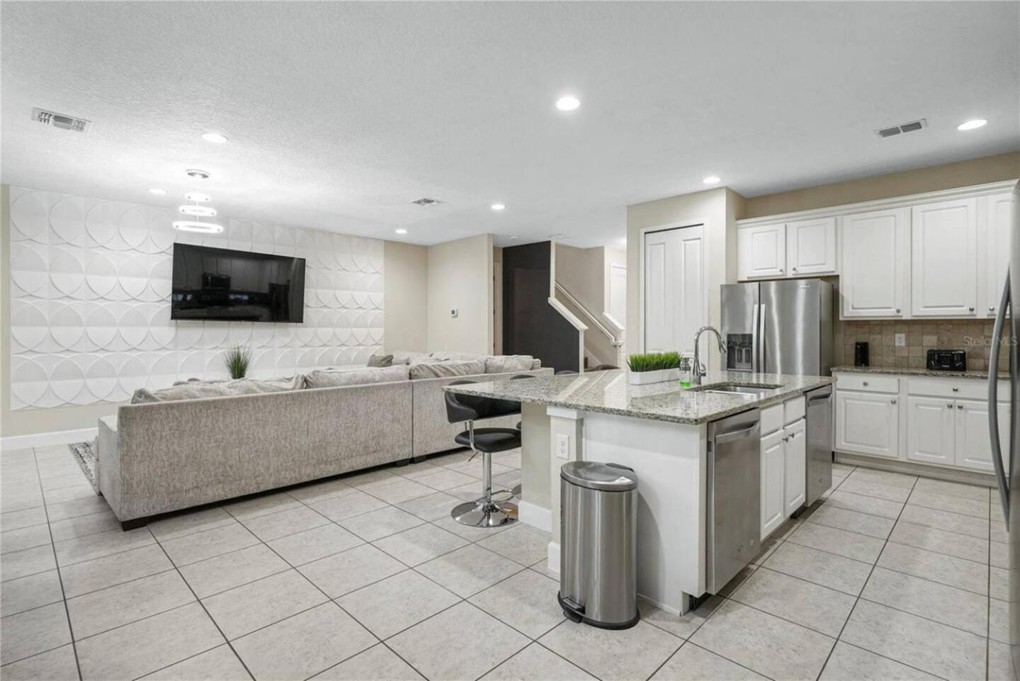 Luxurious & Comfy Family Retreat