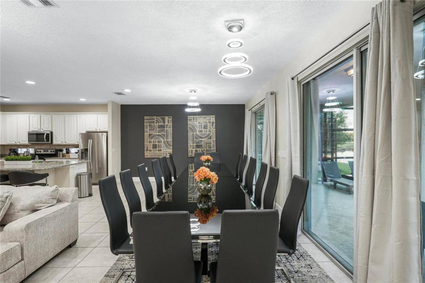 Luxurious & Comfy Family Retreat