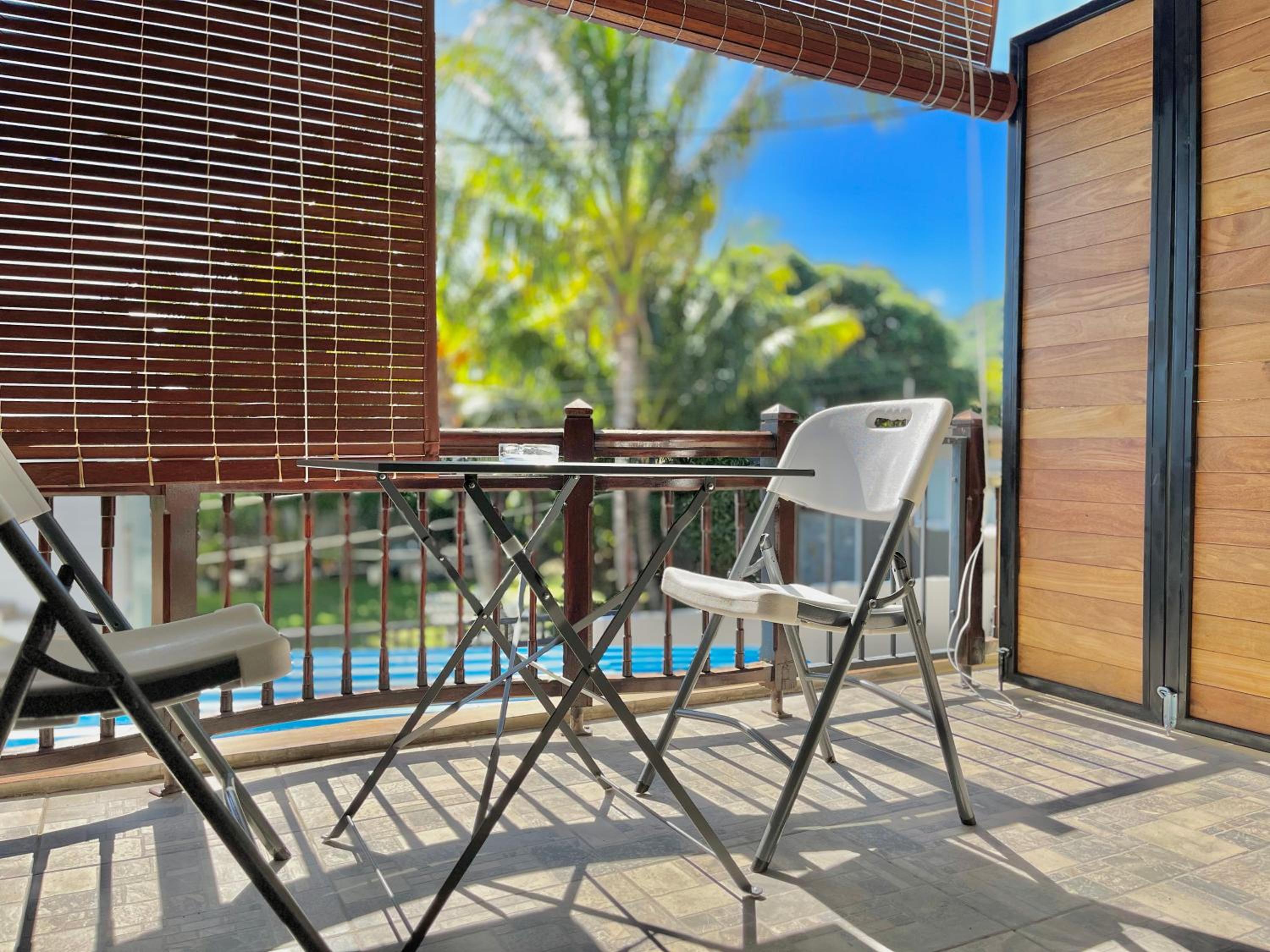 Ebony Apartment & Studio photo 2