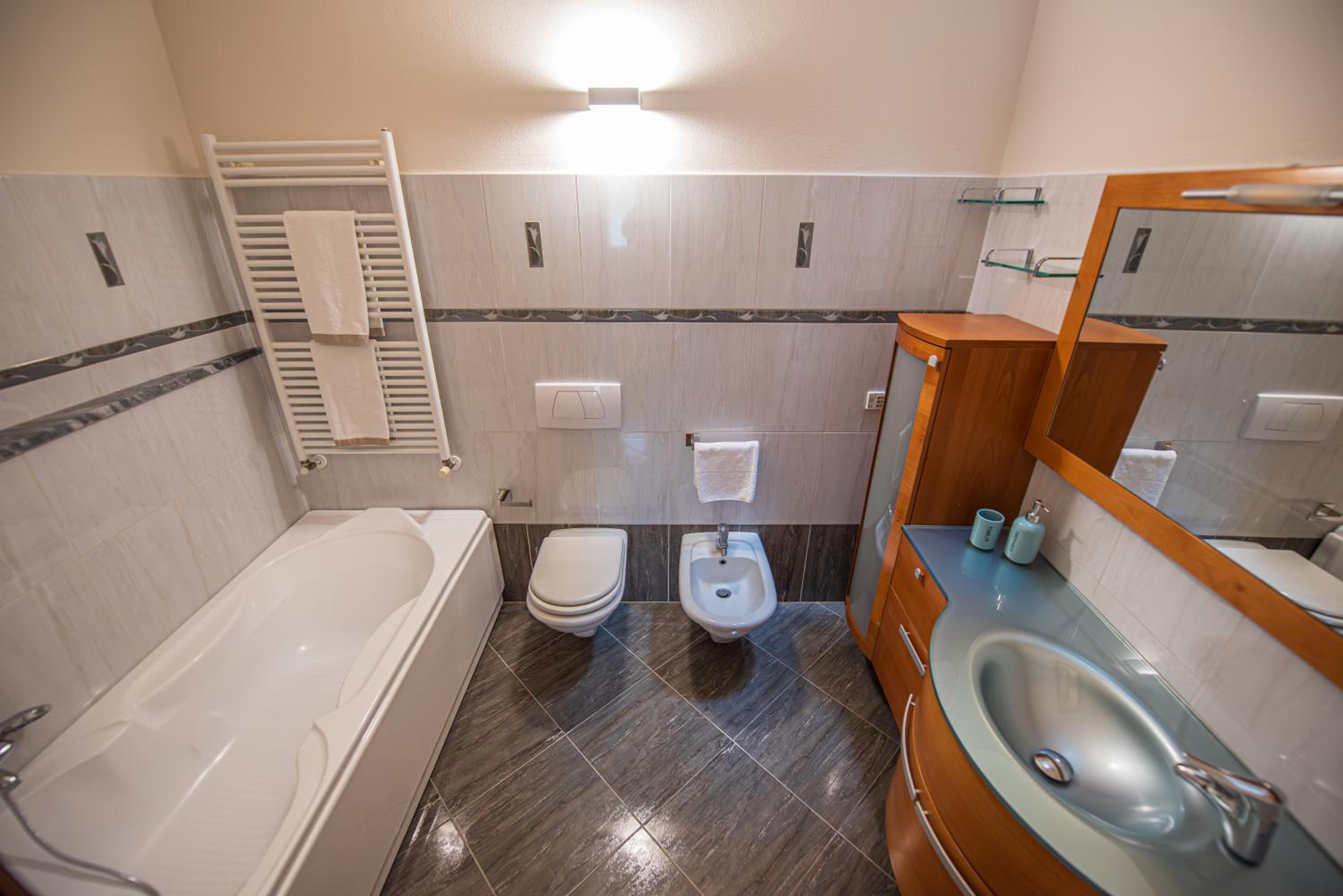 AdaGio Holiday Home, Alba center