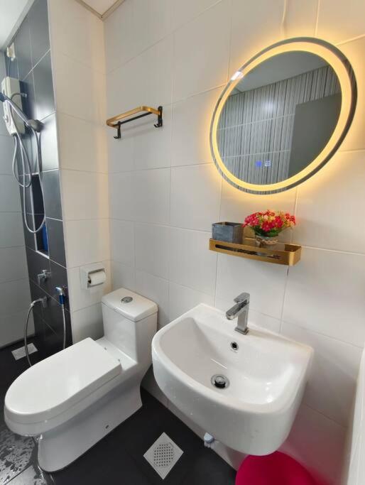 Just4You Homestay Apartment in Johor Bahru