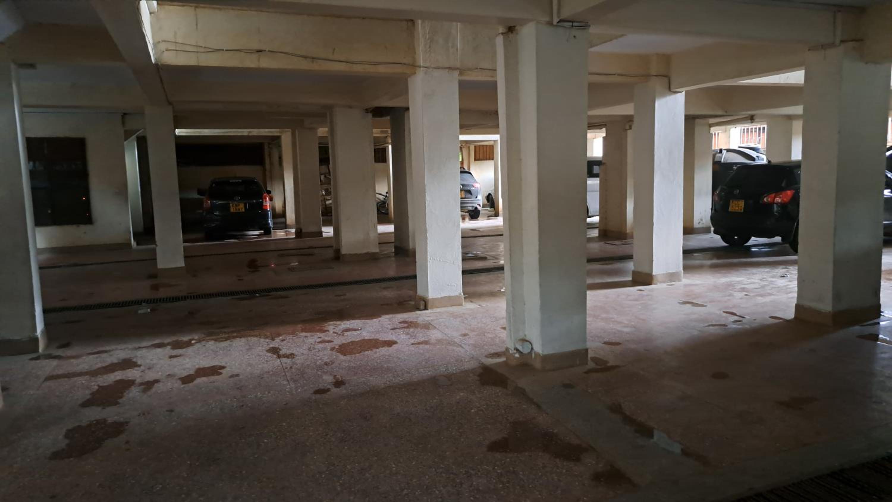 Ambient Comfy 1BR next to TRM Mall, TRM drive view 5
