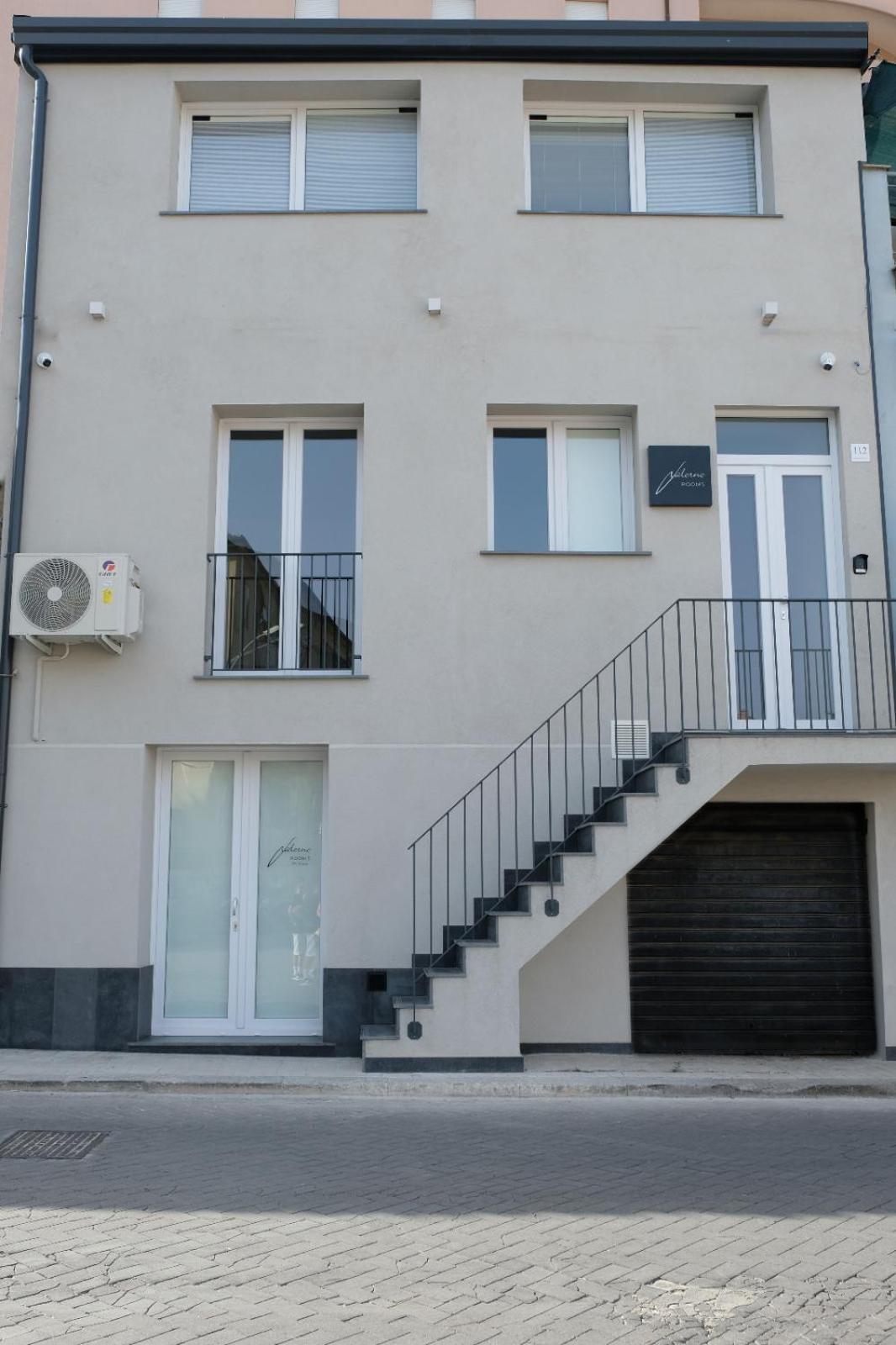 Salerno Rooms view 2