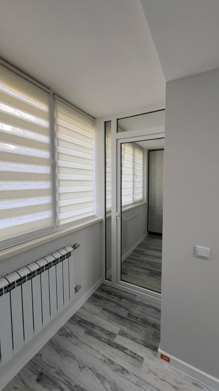 Newly Renovated, Bright, Spacious and Cosy apartment