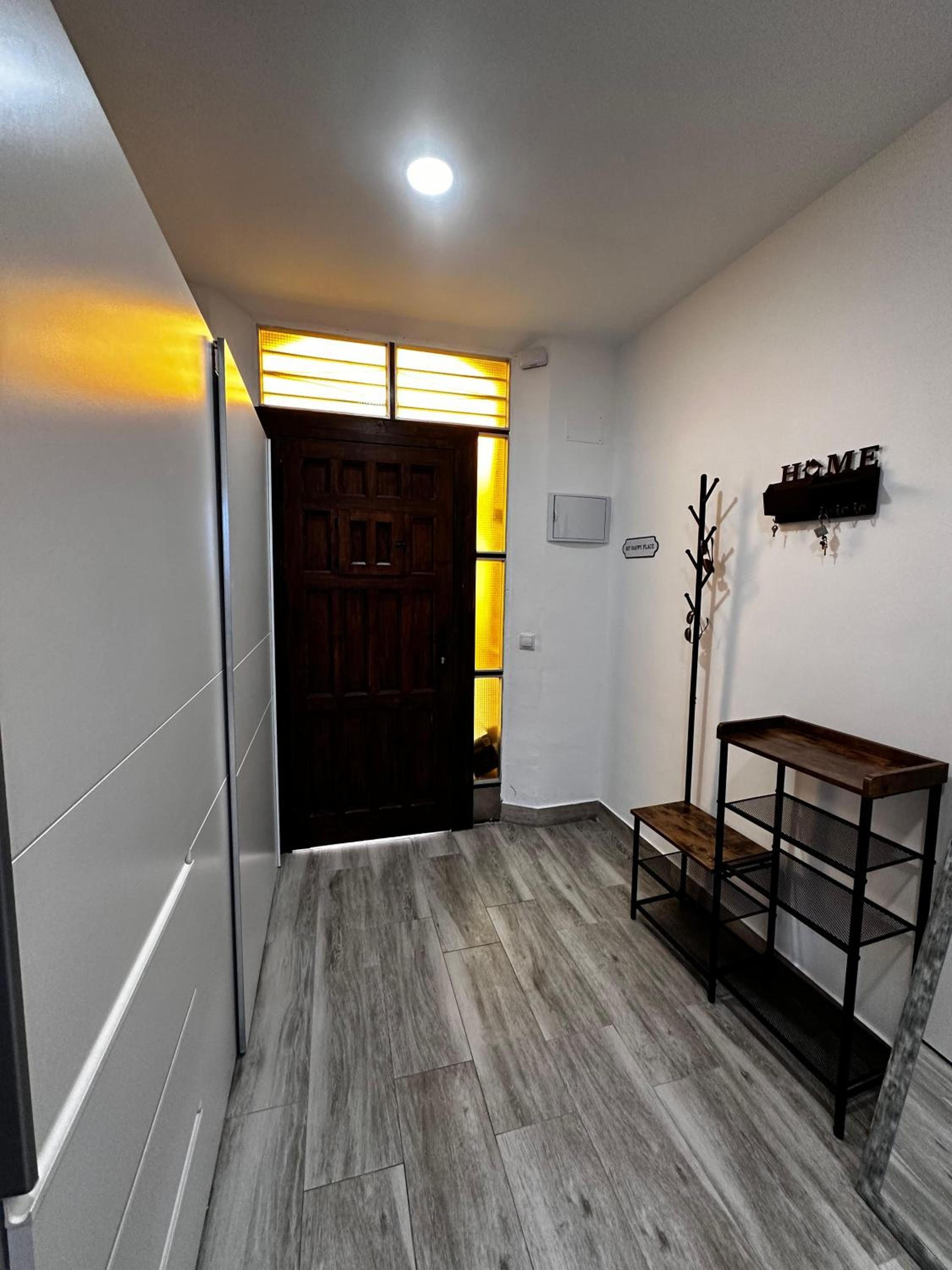 Apartamento céntrico con patio privado y terraza ideal para grupos