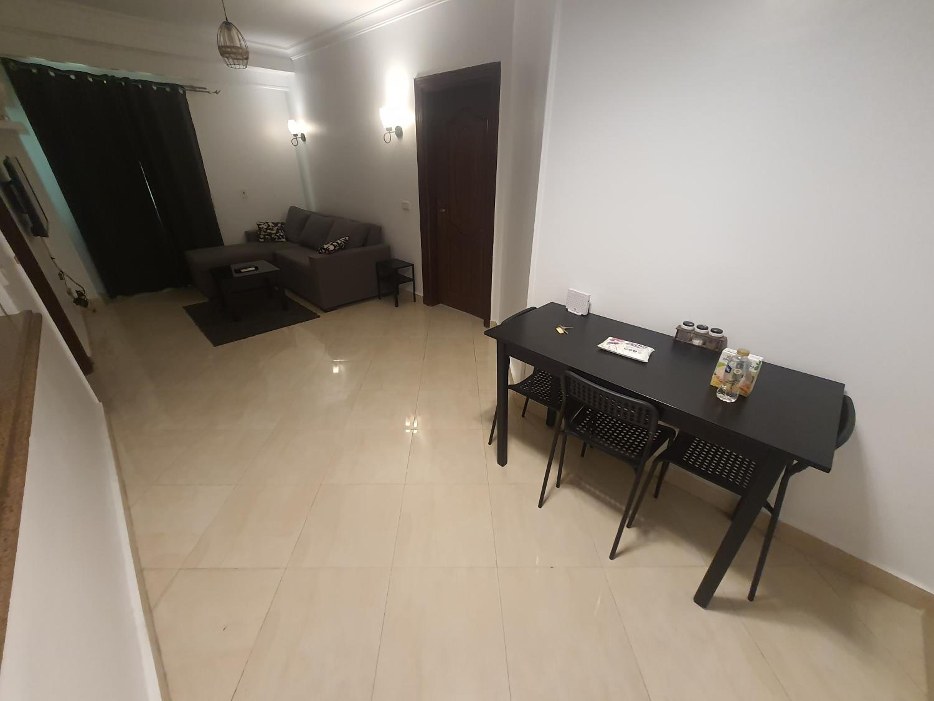 A stylish cozy apartment close to Cairo airport.