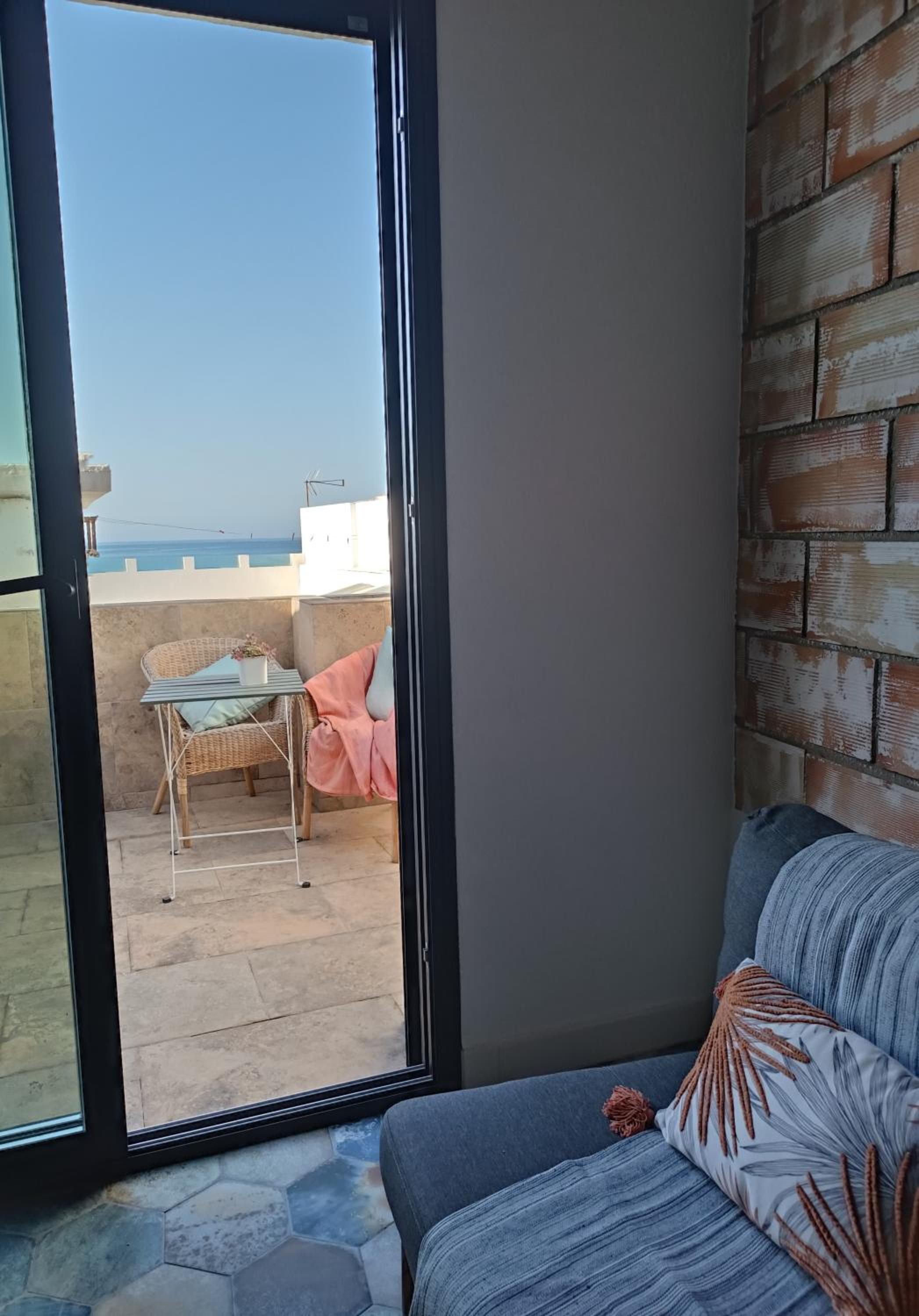 APARTAMENTOS Los PECES MALAGA