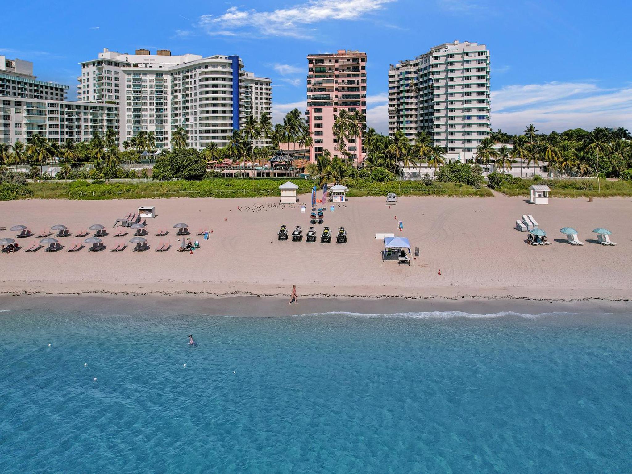 Awesome Beach Condo with Resort Amenities 1016 view 5