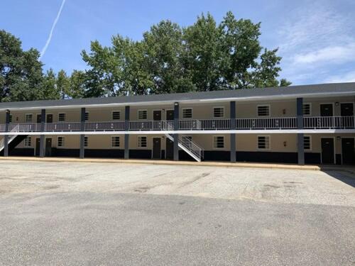 Paradise Suites - Newport News & Jefferson Ave view 2
