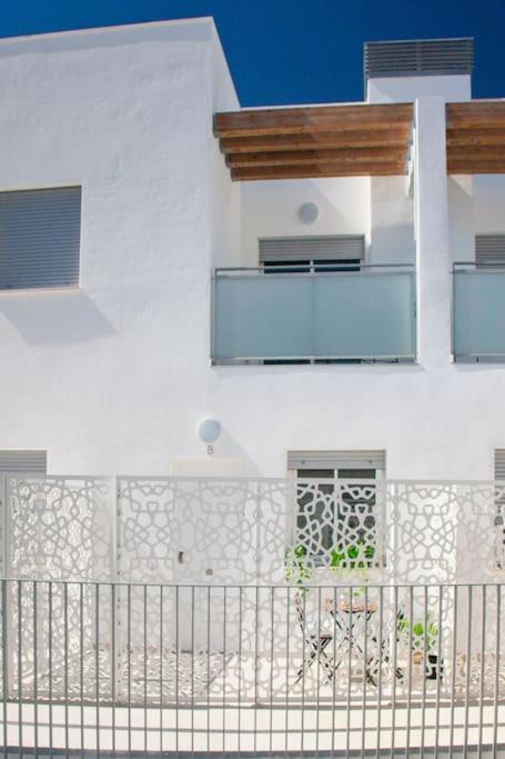 Live Like a Local in This Contemporary Duplex