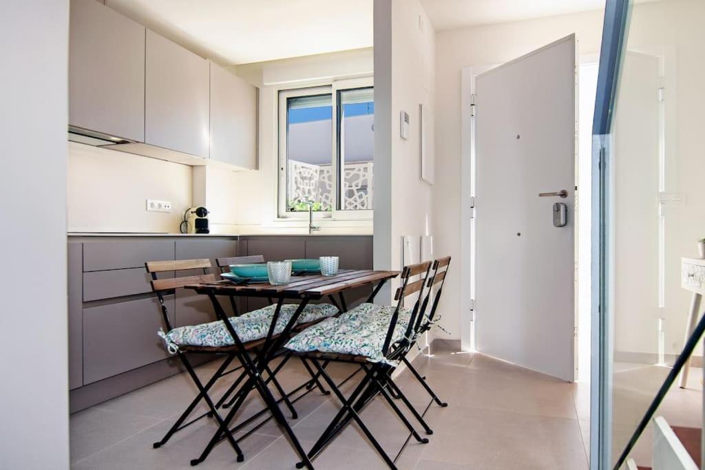 Live Like a Local in This Contemporary Duplex
