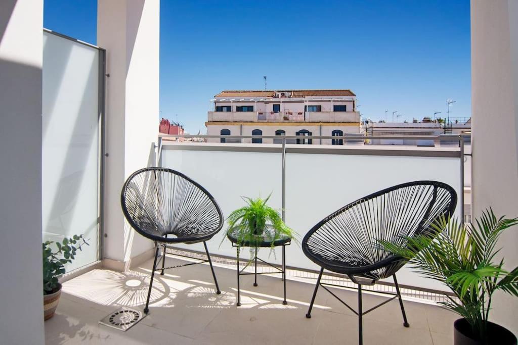 Live Like a Local in This Contemporary Duplex