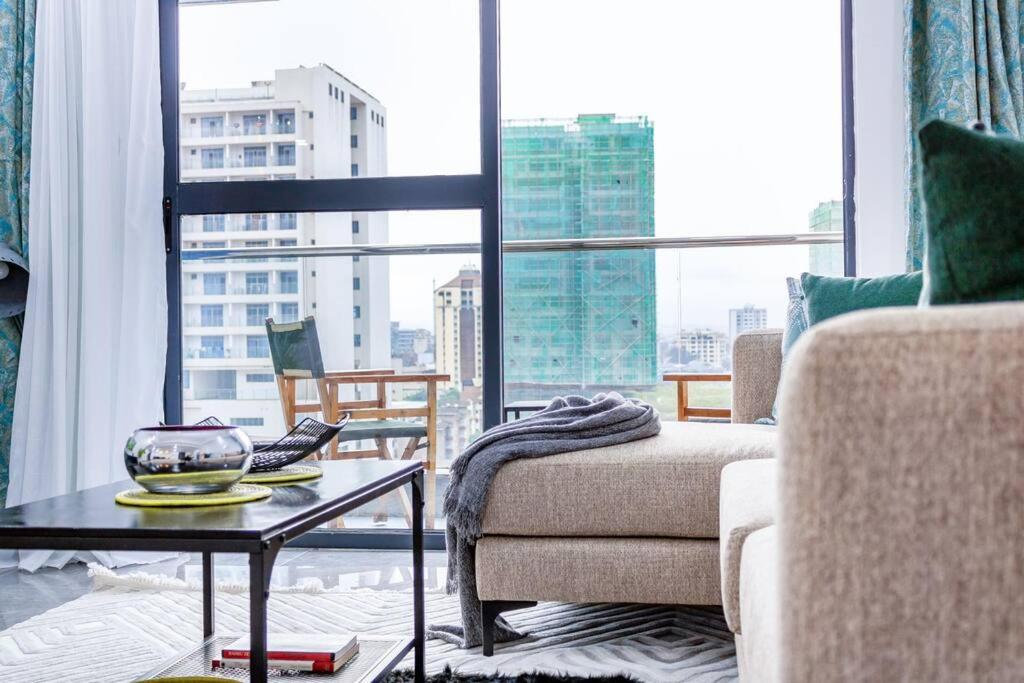 Chic 2BR City Apartment view 3