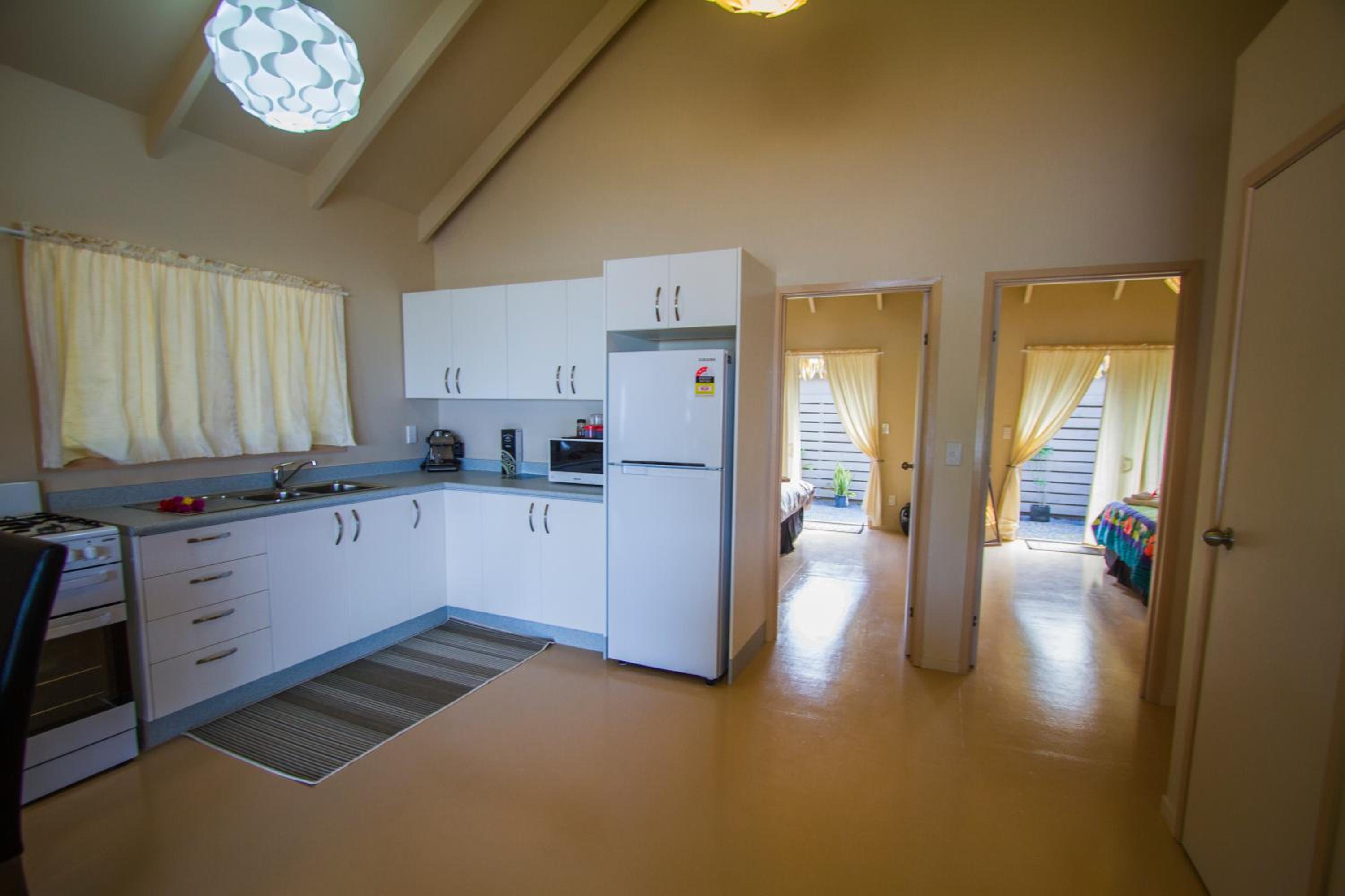 Cook Islands Holiday Villas - Muri Lagoon Beachfront