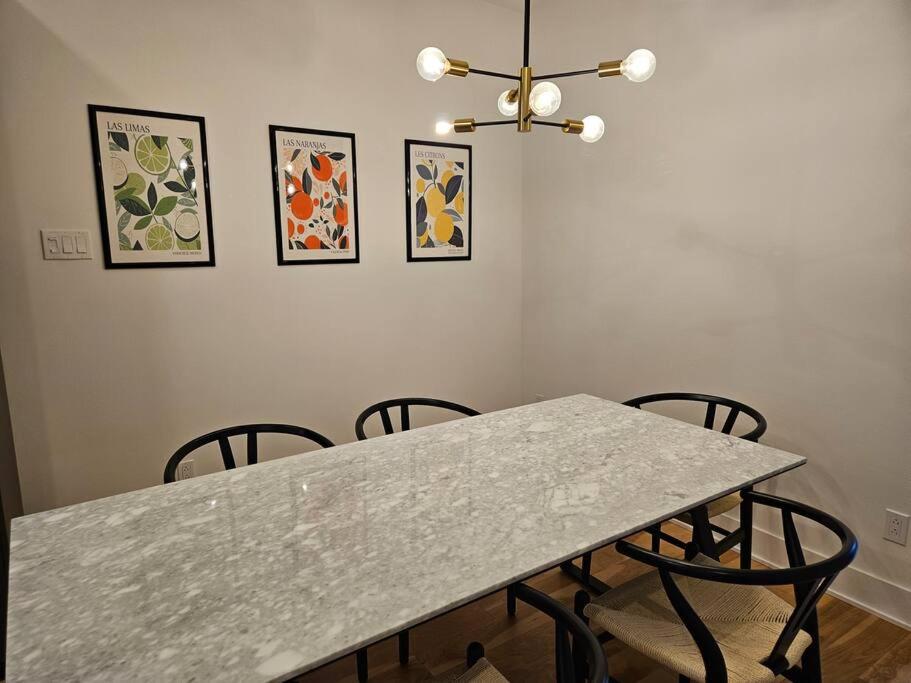 Chic 2 bedroom Apt