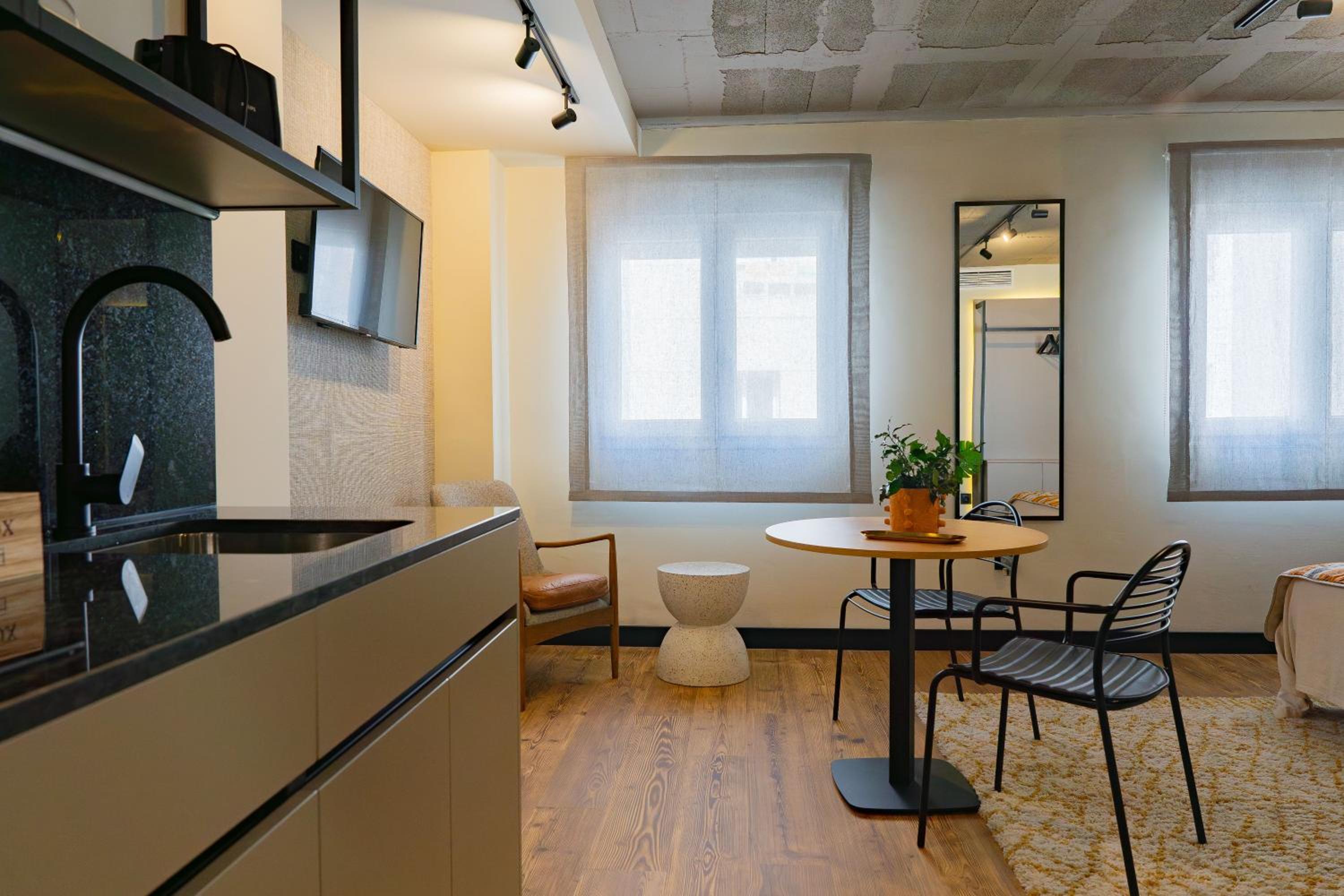 BUBU Apartments By Exclusive Homes