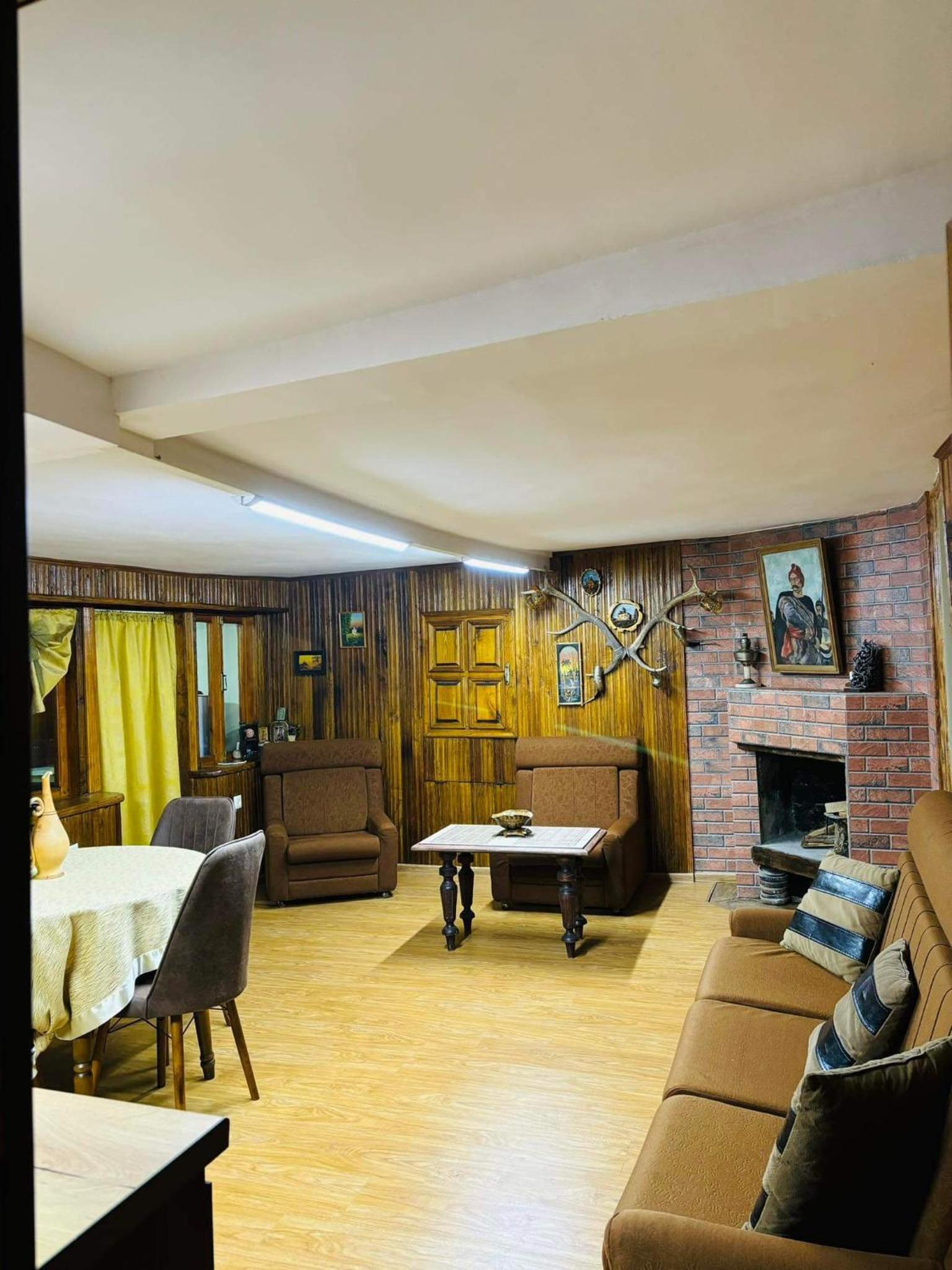 Gora Hotel