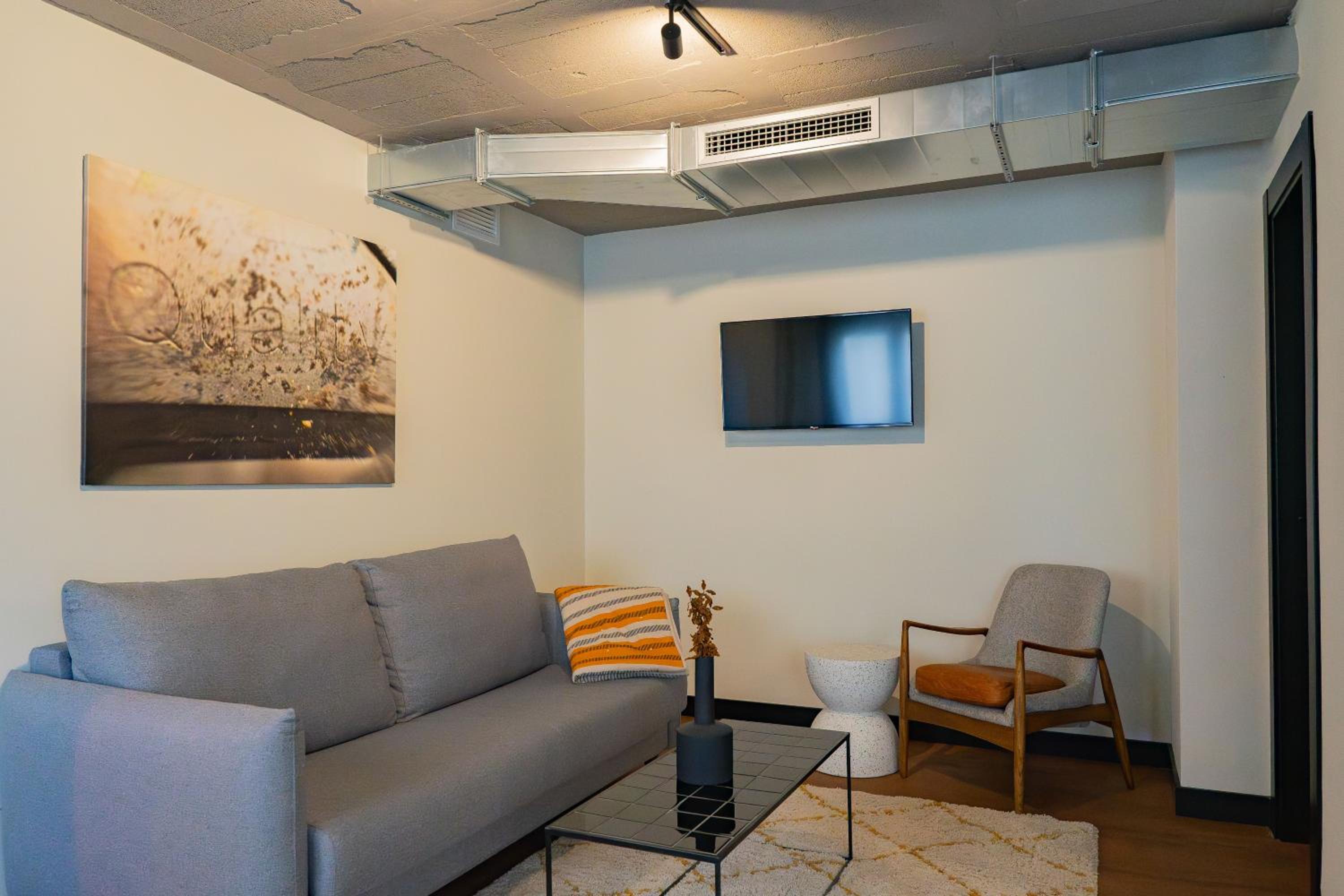 BUBU Apartments By Exclusive Homes