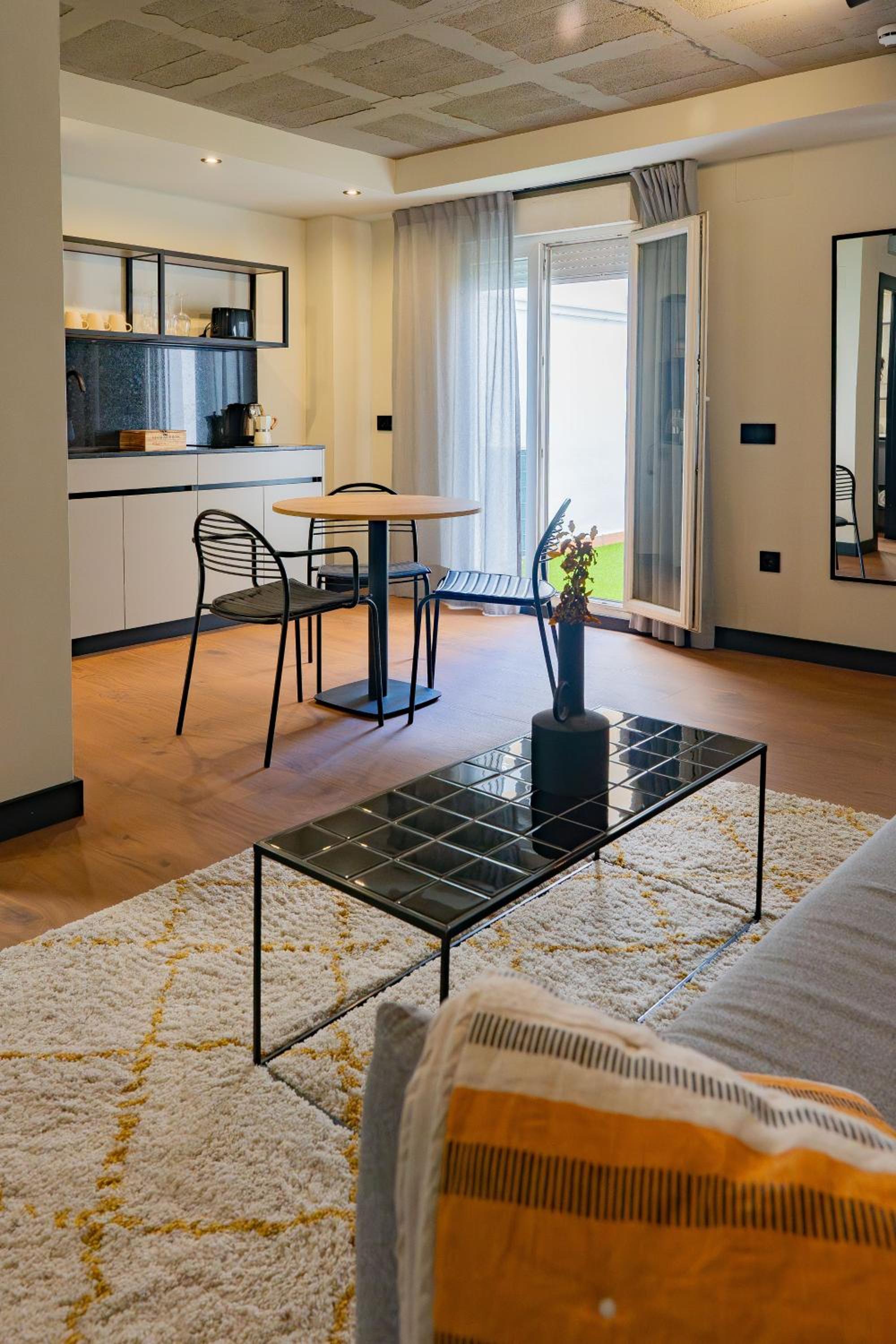 BUBU Apartments By Exclusive Homes