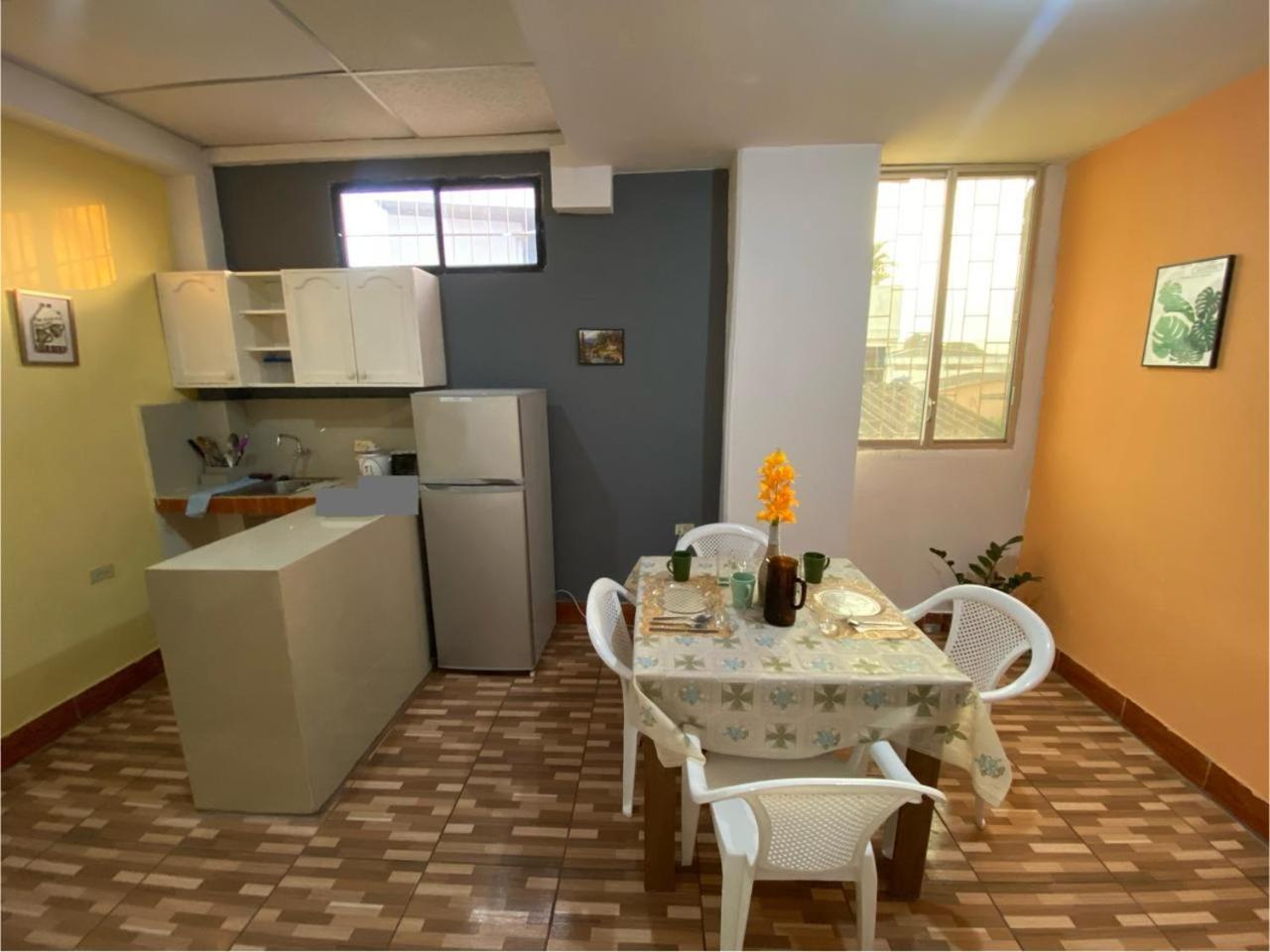 Departamento Encantador en la garzota a 5 mntos del aeropuerto Norte de Guayaquil view 2