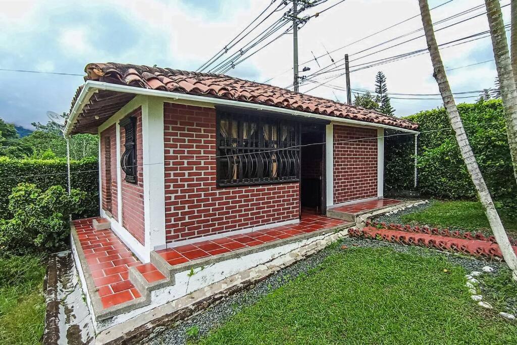 Cabaña campestre en Tuluá