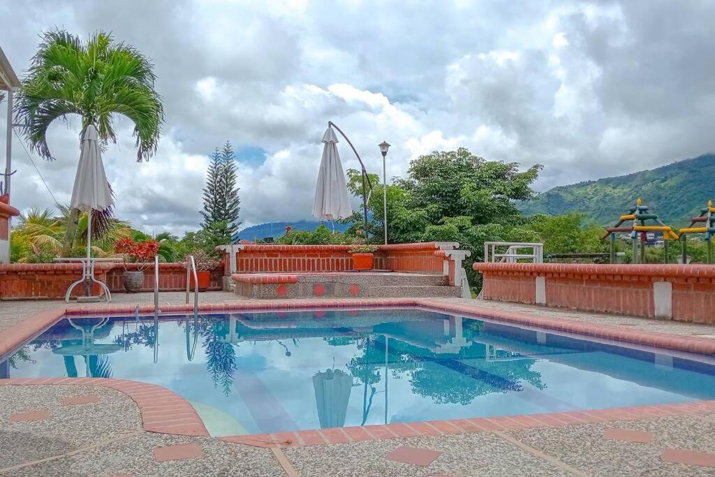 Cabaña campestre en Tuluá
