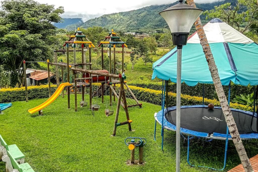 Cabaña campestre en Tuluá