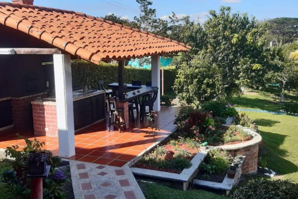 Cabaña campestre en Tuluá