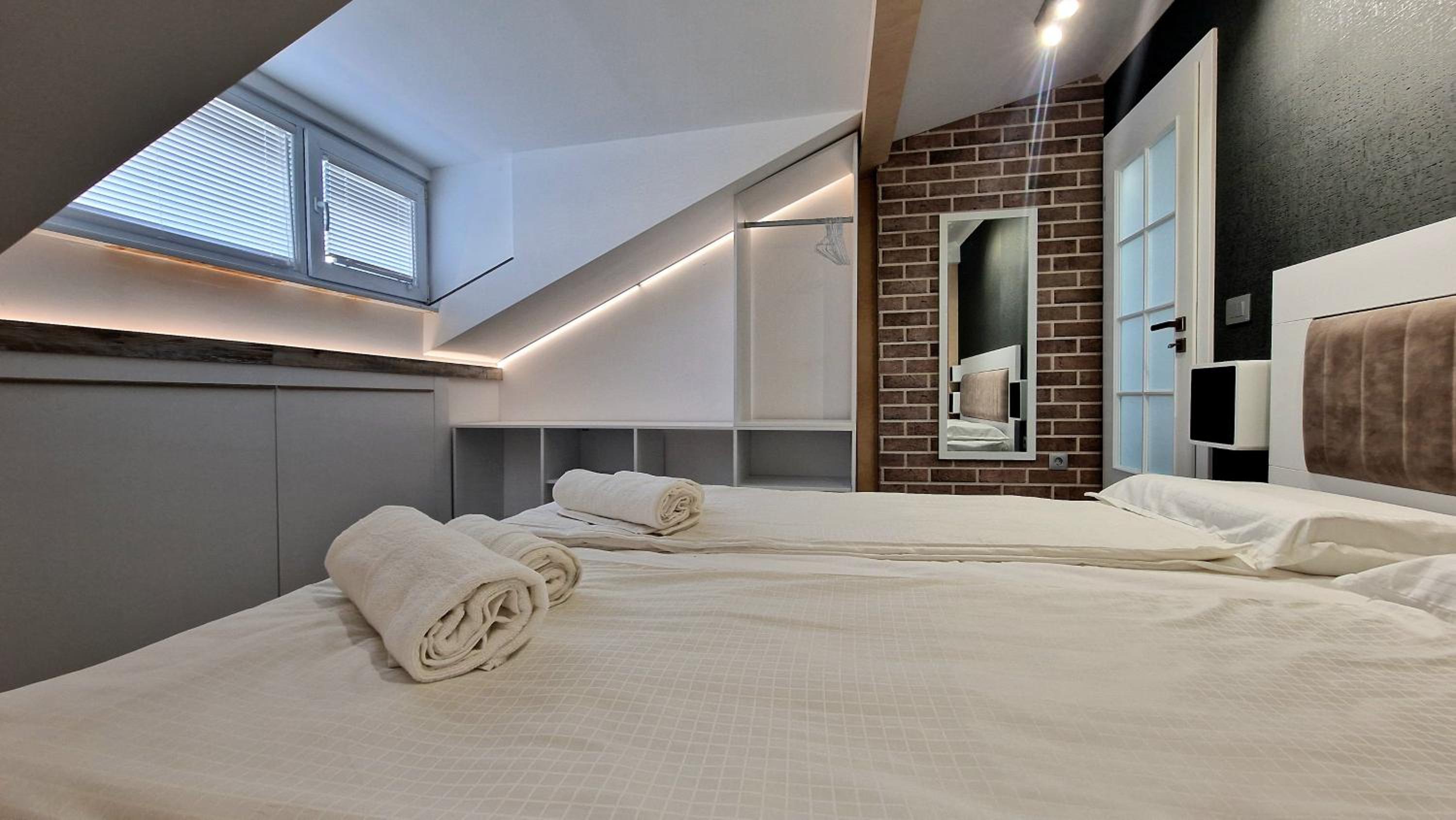 Charming City Center Loft Apartment