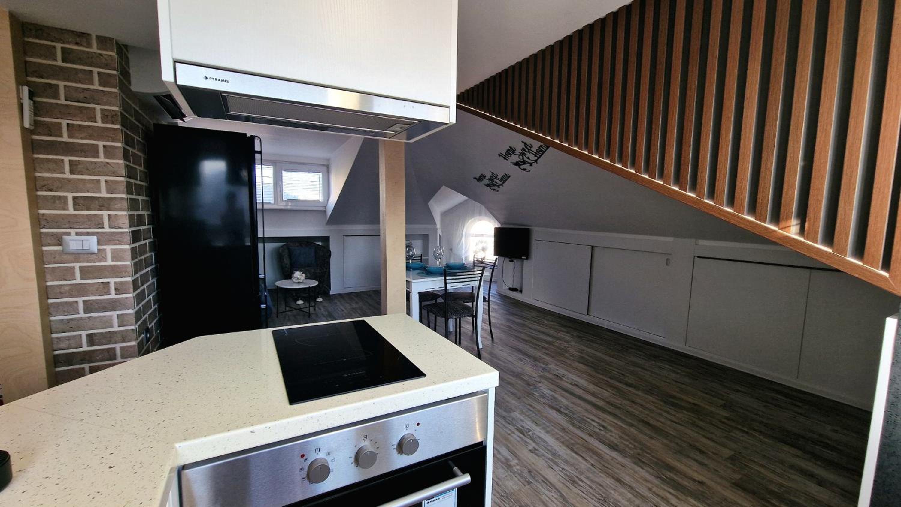 Charming City Center Loft Apartment