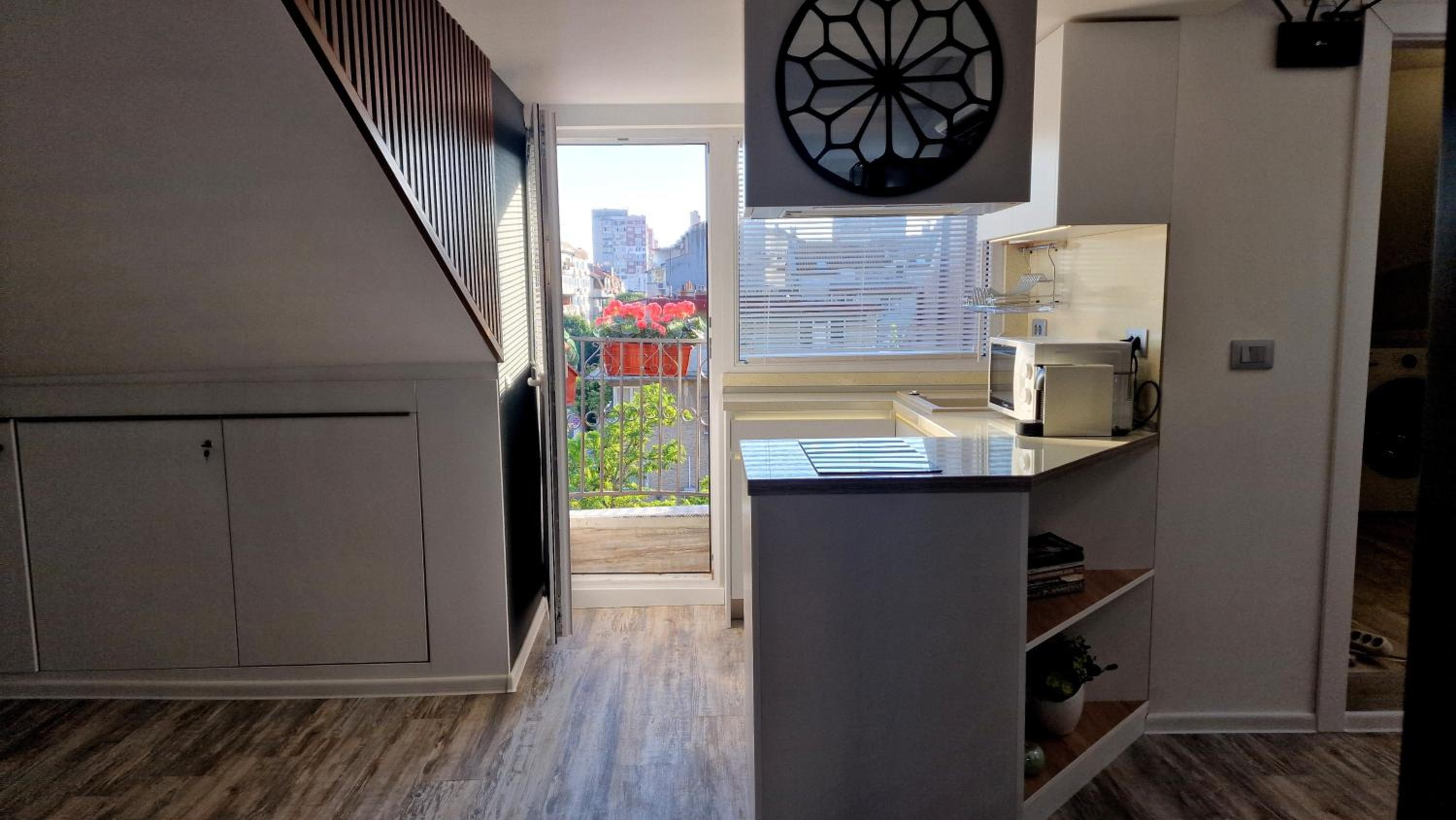 Charming City Center Loft Apartment