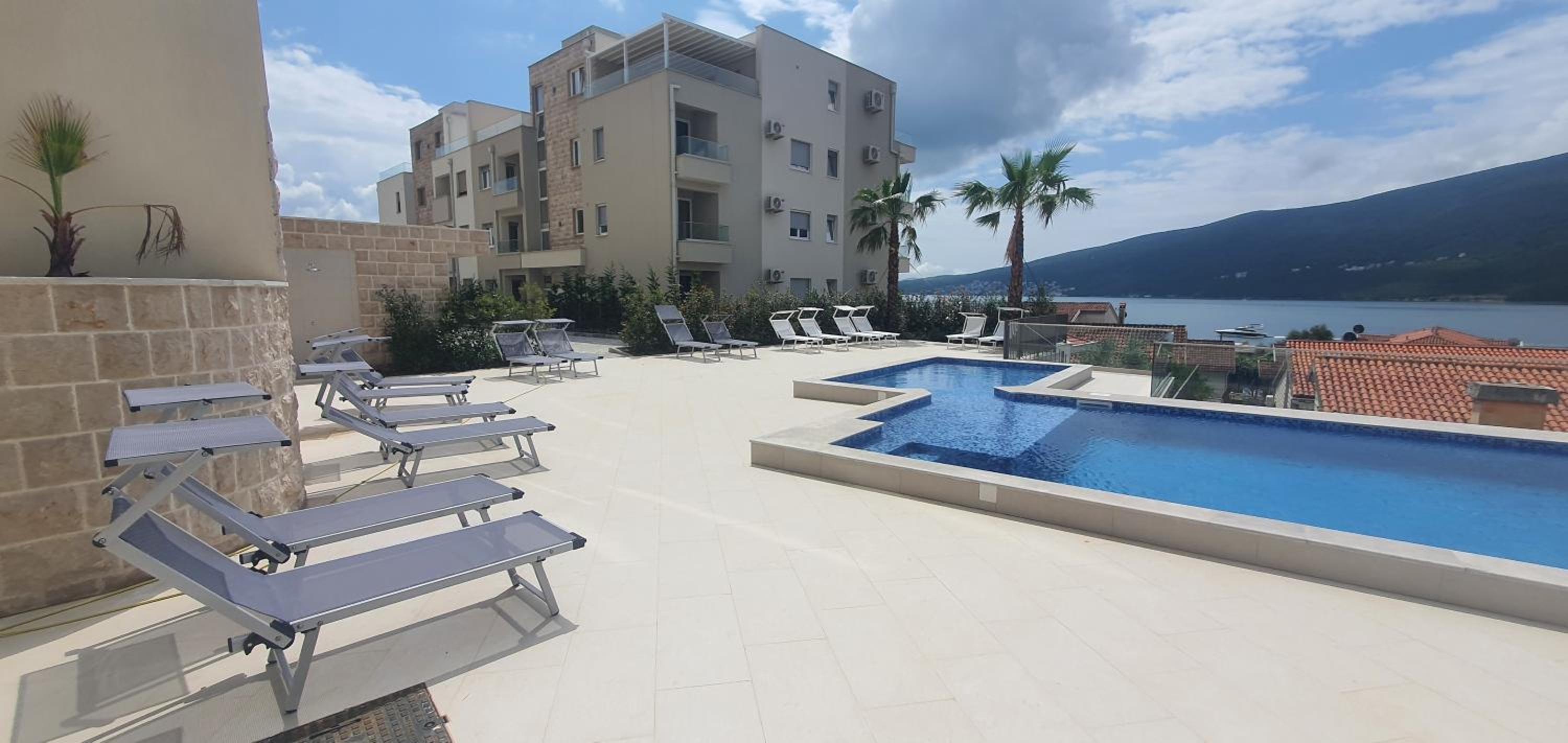 Bella Vista Oasis