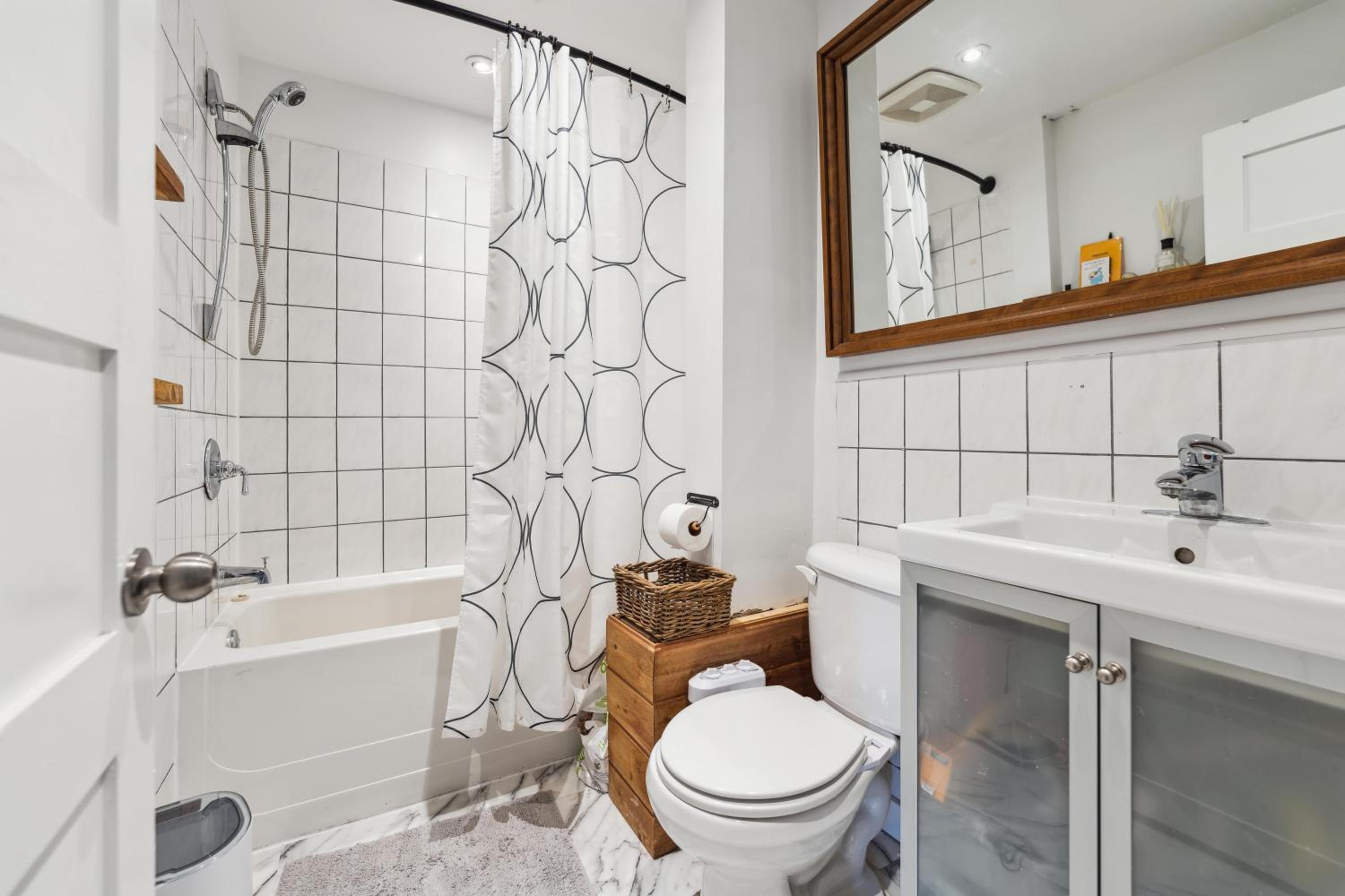 Jolie maison entière à Montréal