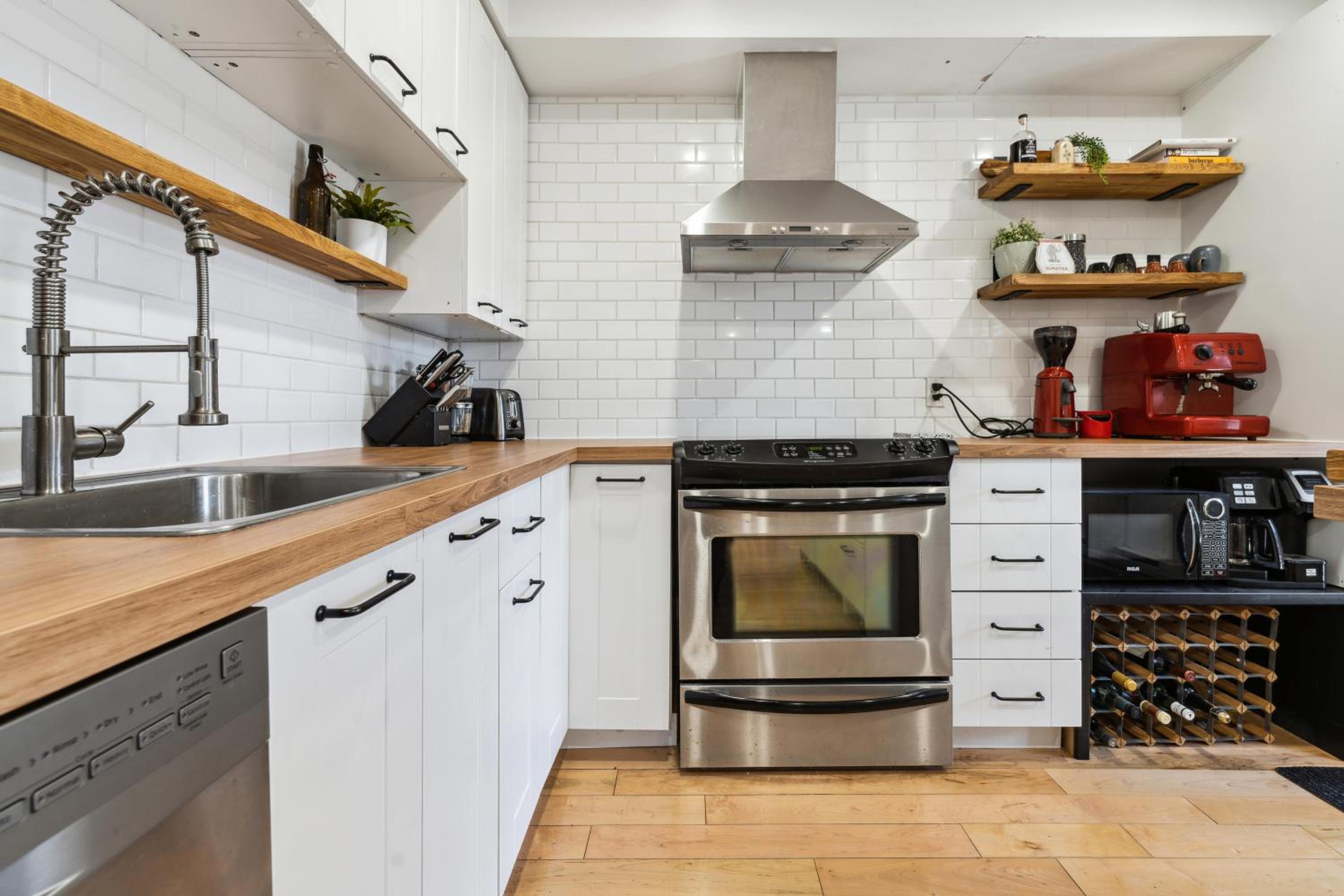 Jolie maison entière à Montréal