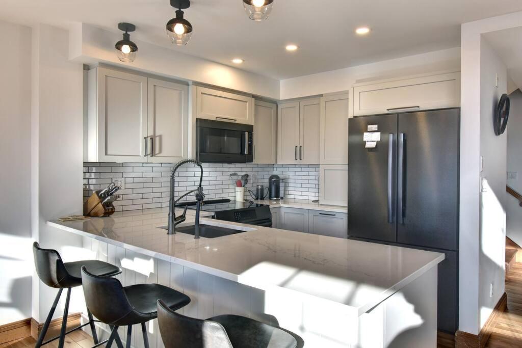 Les Falaises Mont Tremblant Luxury Ski Retreat